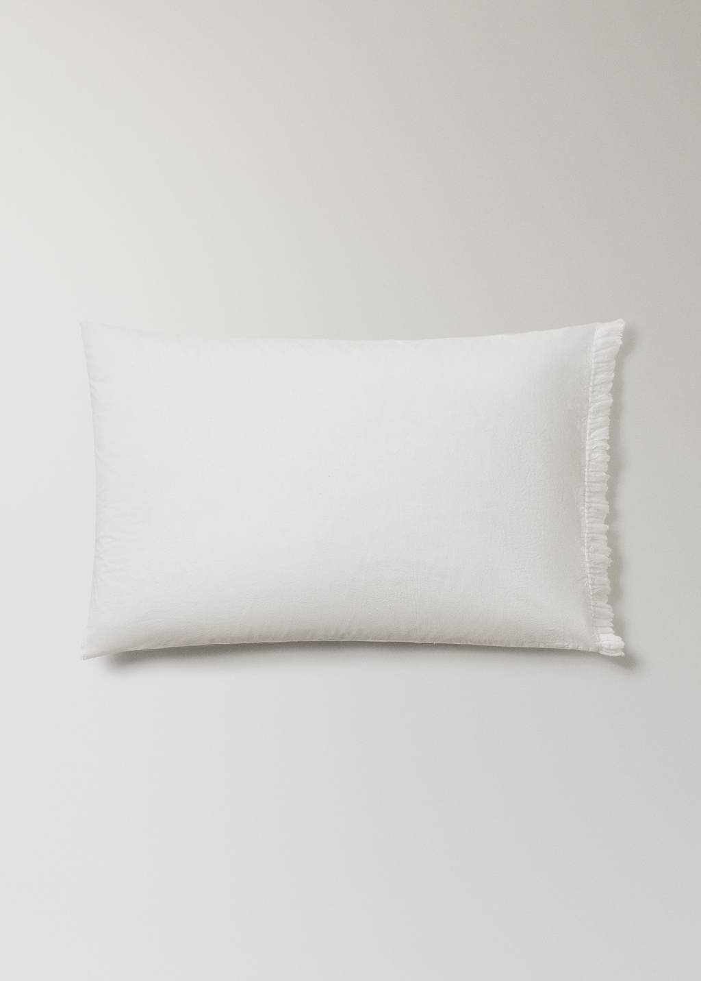 Two percale cotton pillowcases with gauze ruffle 50x75 cm