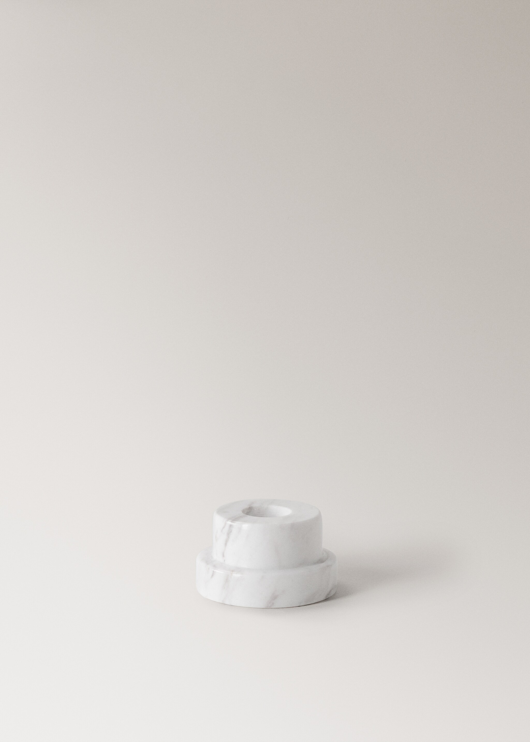 Reversible marble low candleholder - Article without model, White. Ref: 17041531-00.