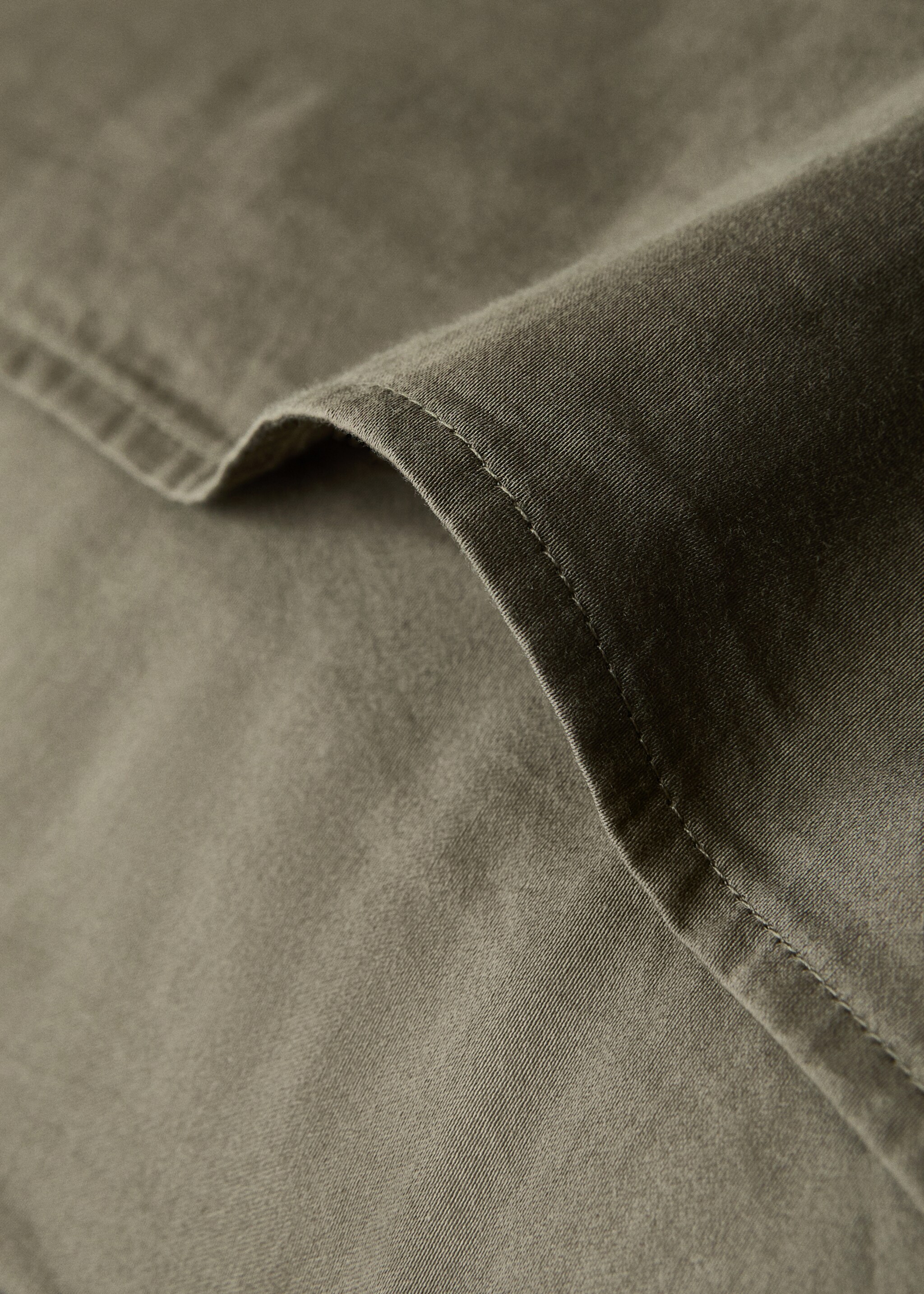 Two washed satin cotton pillowcases with double stitching 50x75 cm - Details of the article 3, Olive Green. Ref: 17041535-00.