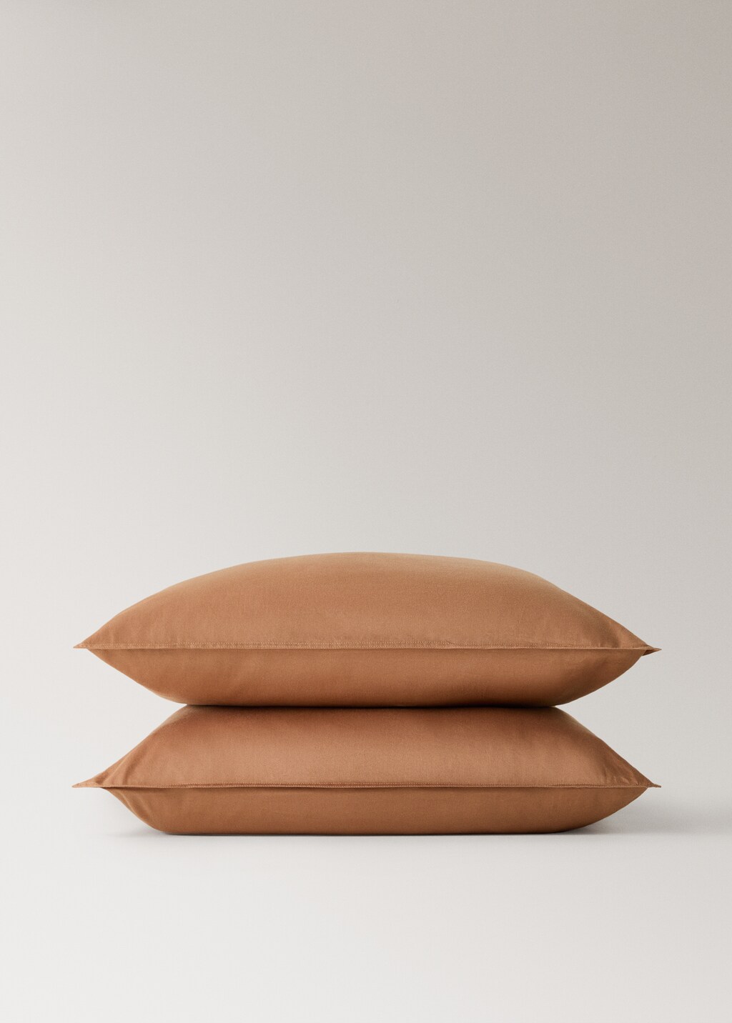 Two washed cotton satin pillowcases with double stitching 60x60 cm