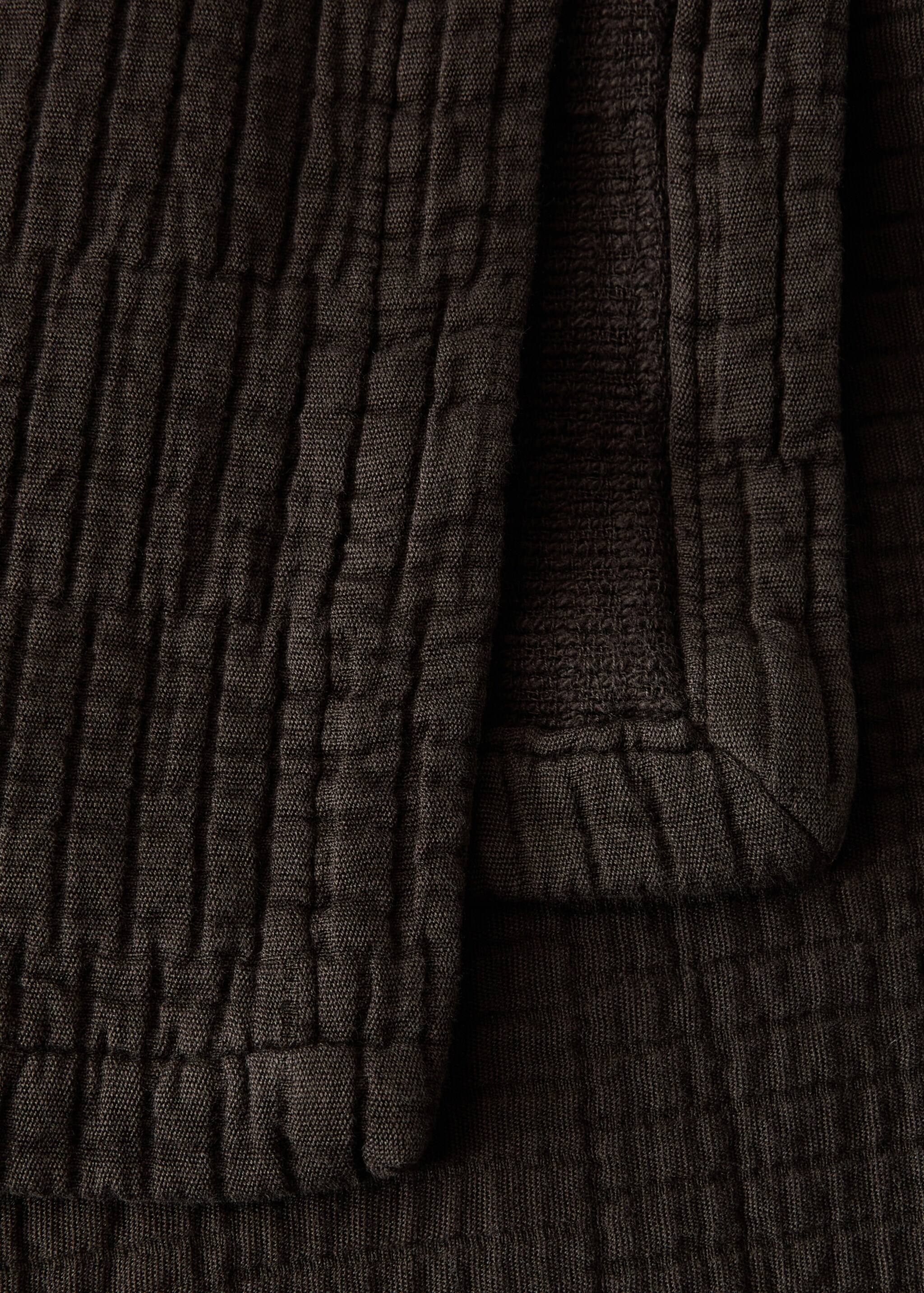 Garment dyed bedspread hems Bed 180/200 cm - Details of the article 1, Brown. Ref: 17041539-00.