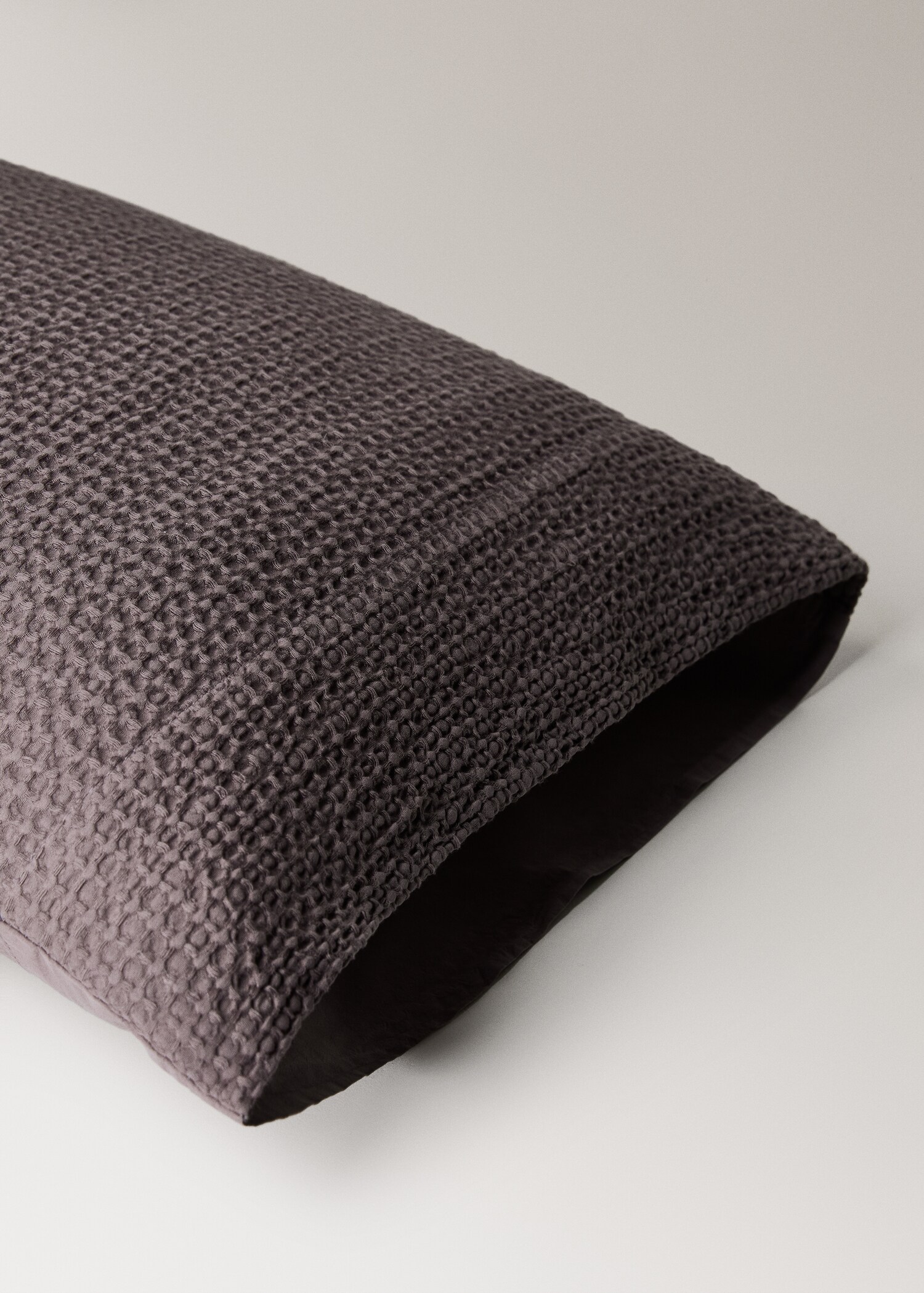 Cotton percale waffle pillowcase 45x110 cm - Details of the article 1