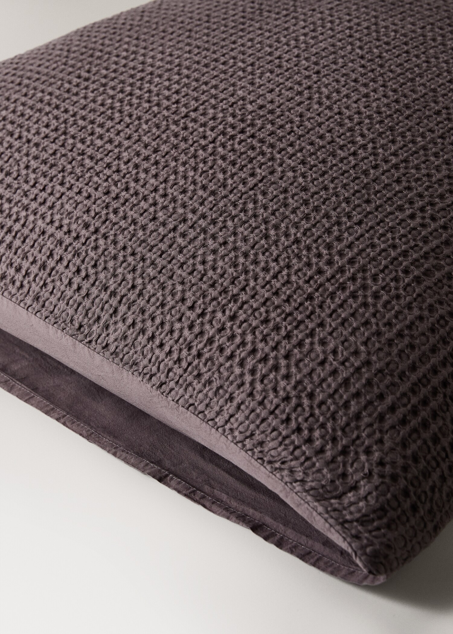 Two cotton waffle percale pillowcases 50x75 cm - Details of the article 2