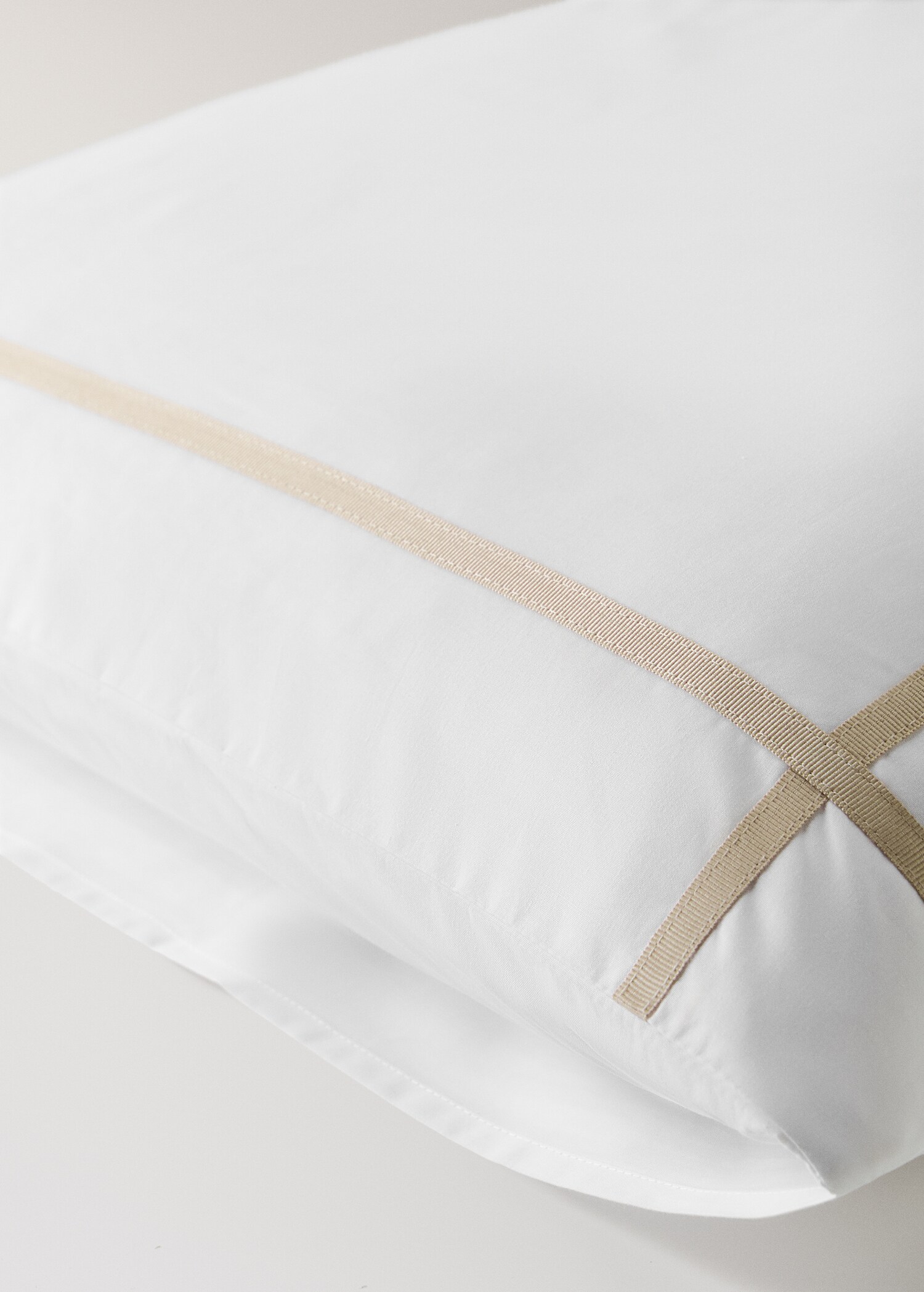 Set of pillow c ros - Details of the article 2