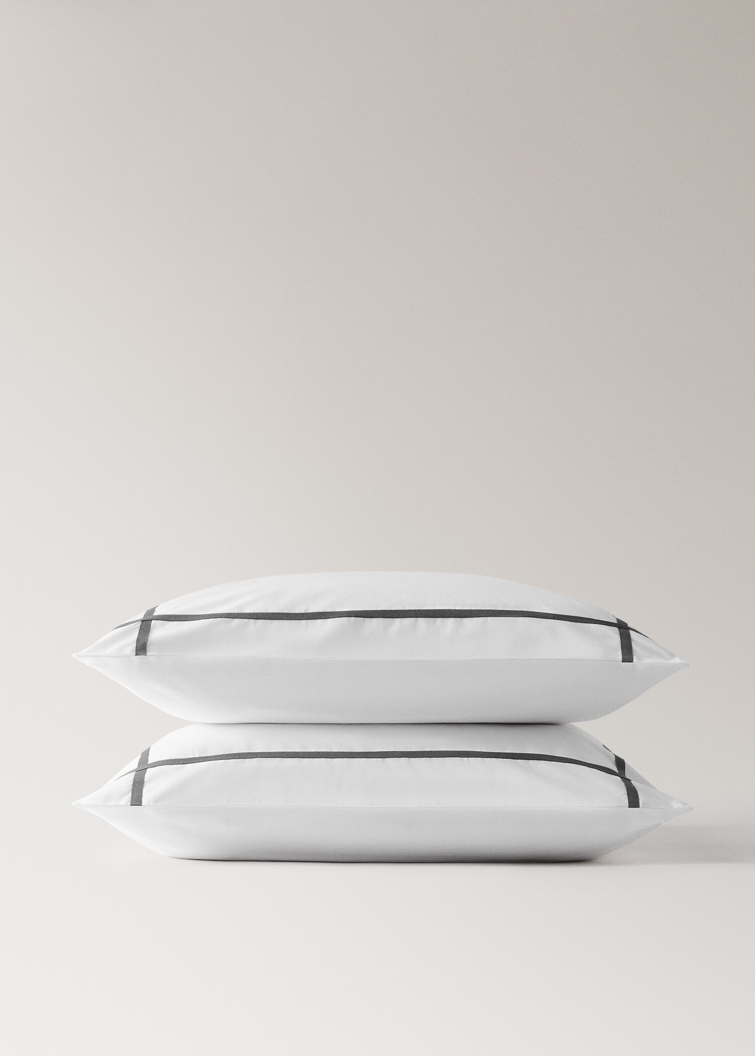 Set of pillow c ros - Details of the article 1