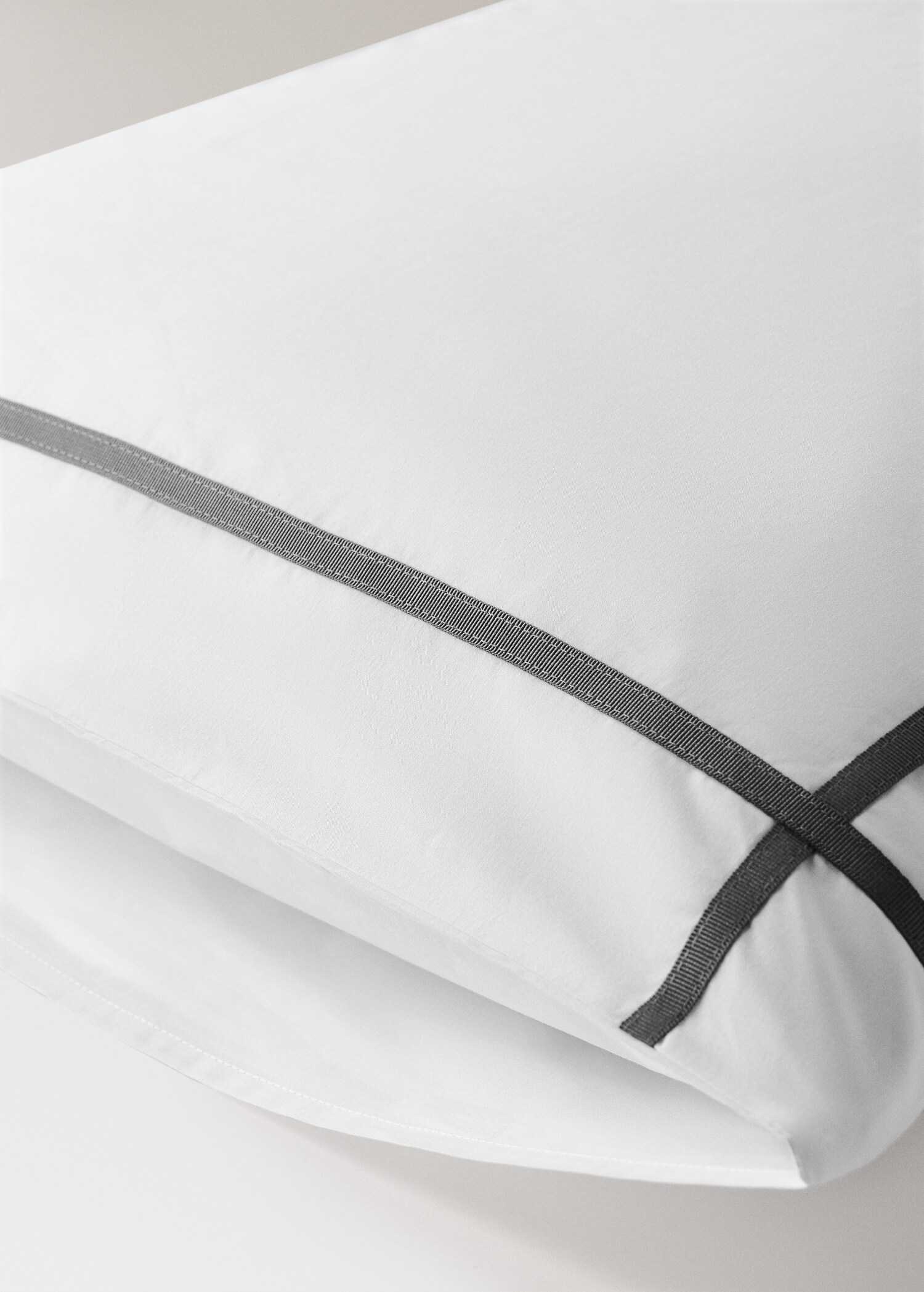 Set of pillow c ros - Details of the article 2