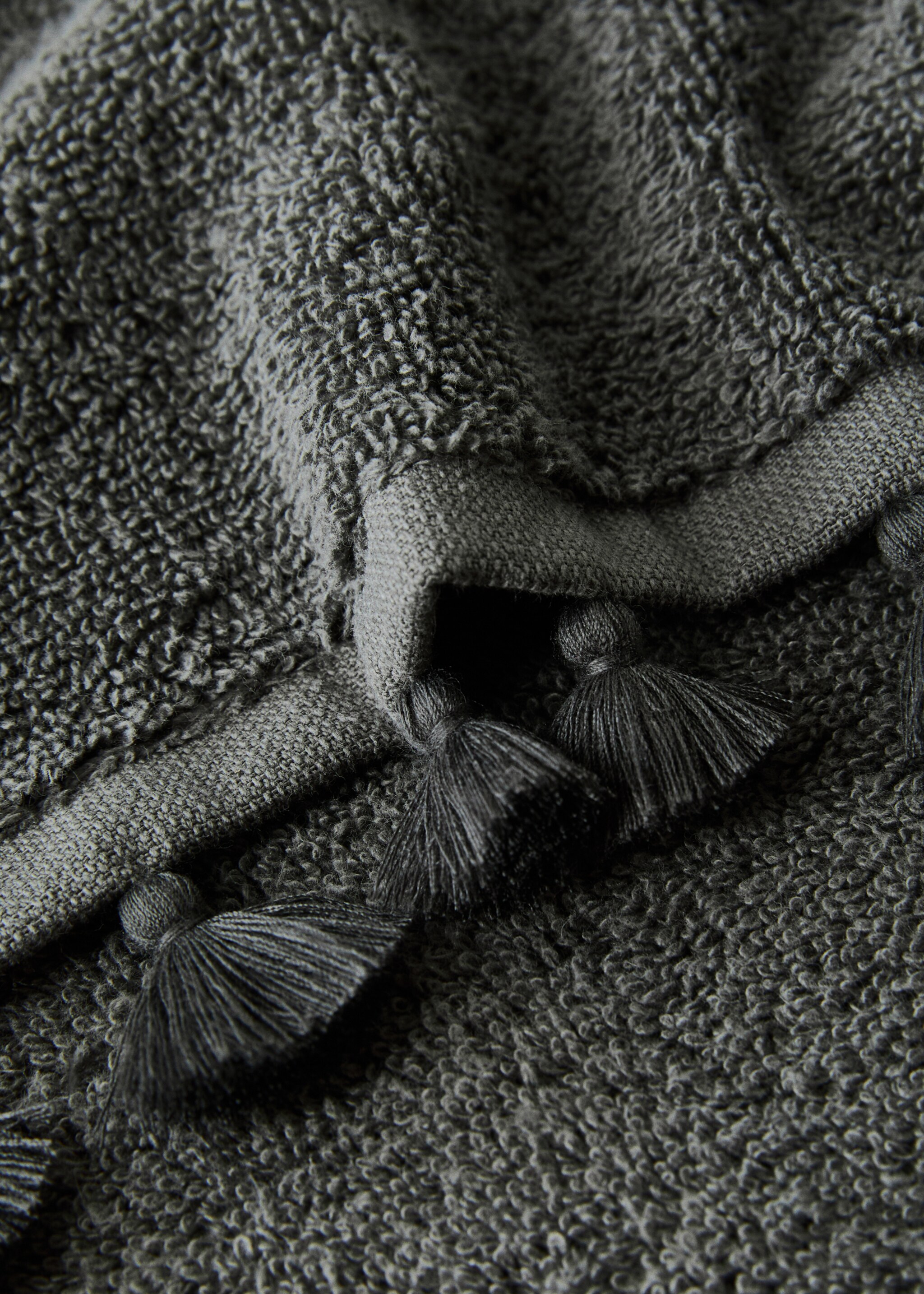 Guest towel with pom-pom - Details of the article 3