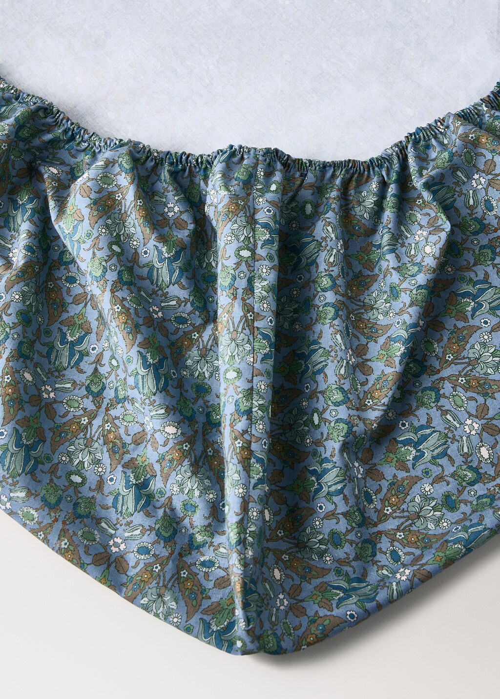 Children's percale cotton fitted sheet with small floral print for 90 cm bed