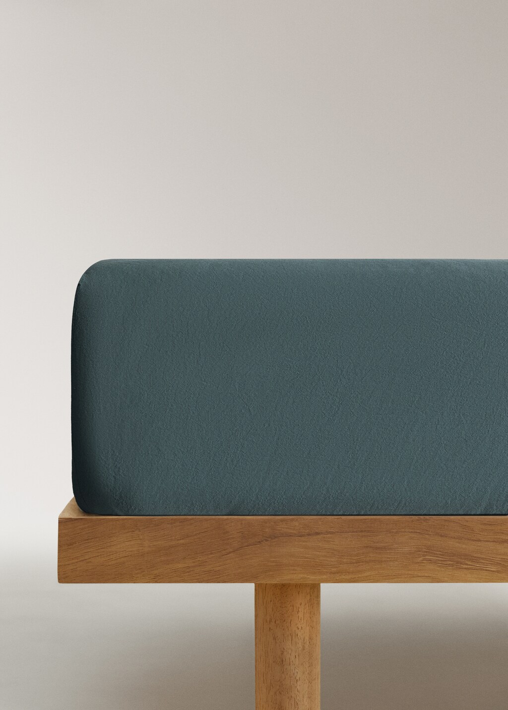 Washed cotton fitted sheet for 160 cm bed