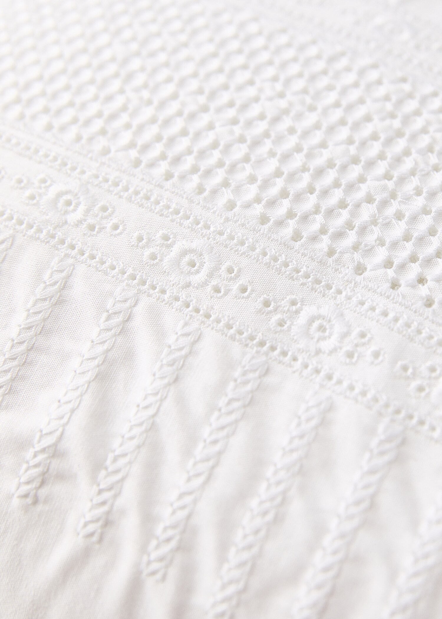 Housse de coussin enfant en coton avec broderies 20x30 cm - Détail de l'article 3