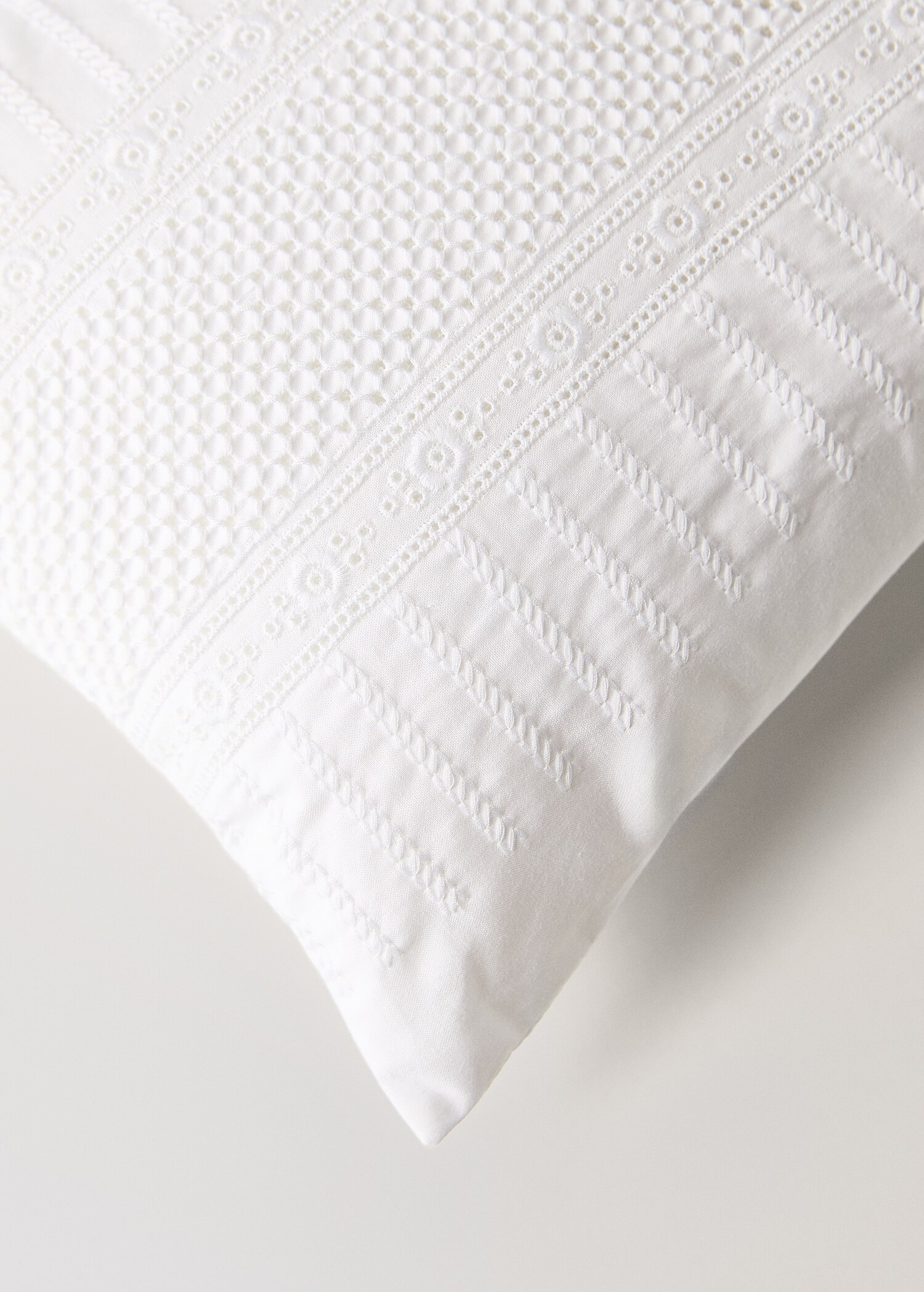 Housse de coussin enfant en coton avec broderies 20x30 cm - Détail de l'article 5