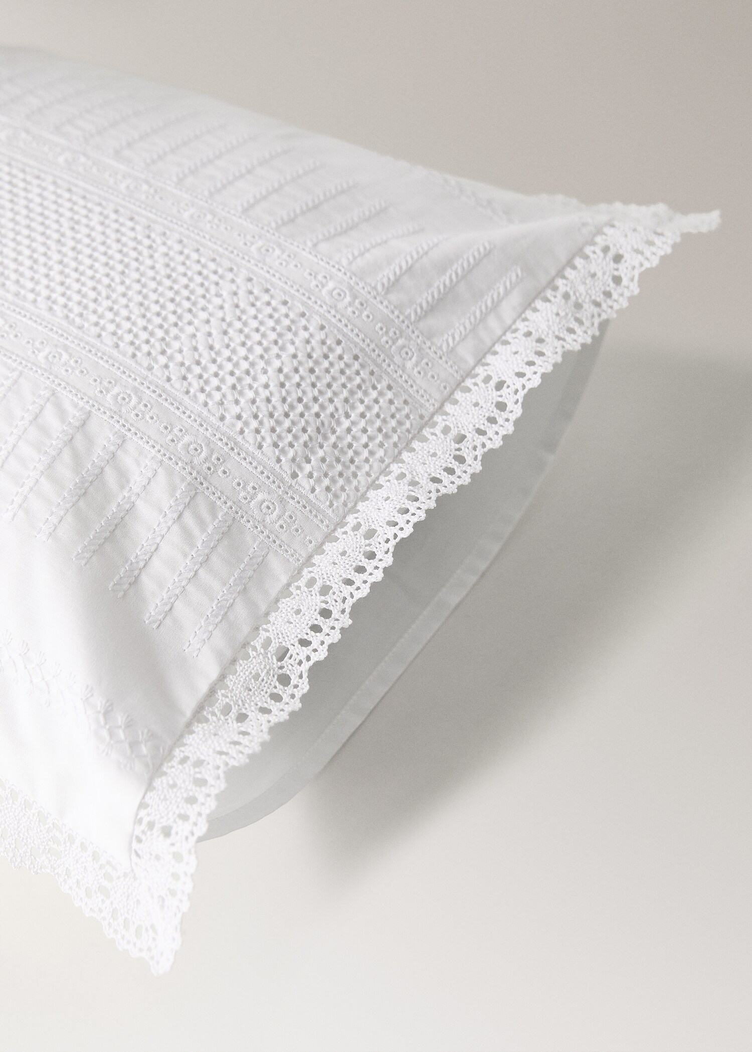 Housse de coussin enfant en coton brodé 30x40 cm - Détail de l'article 2