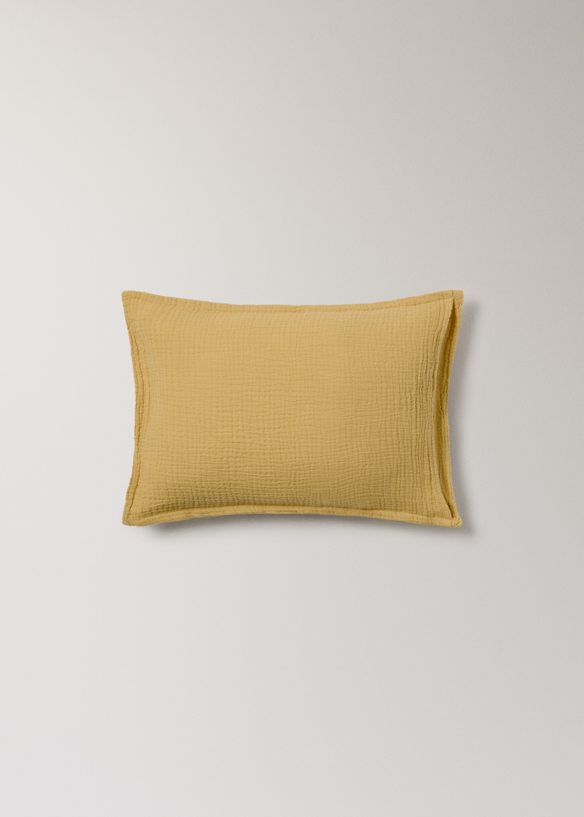Housse de coussin enfant en gaze de coton 30x40 cm - Détail de l'article 1, Jaune. Ref: 17041595-00.