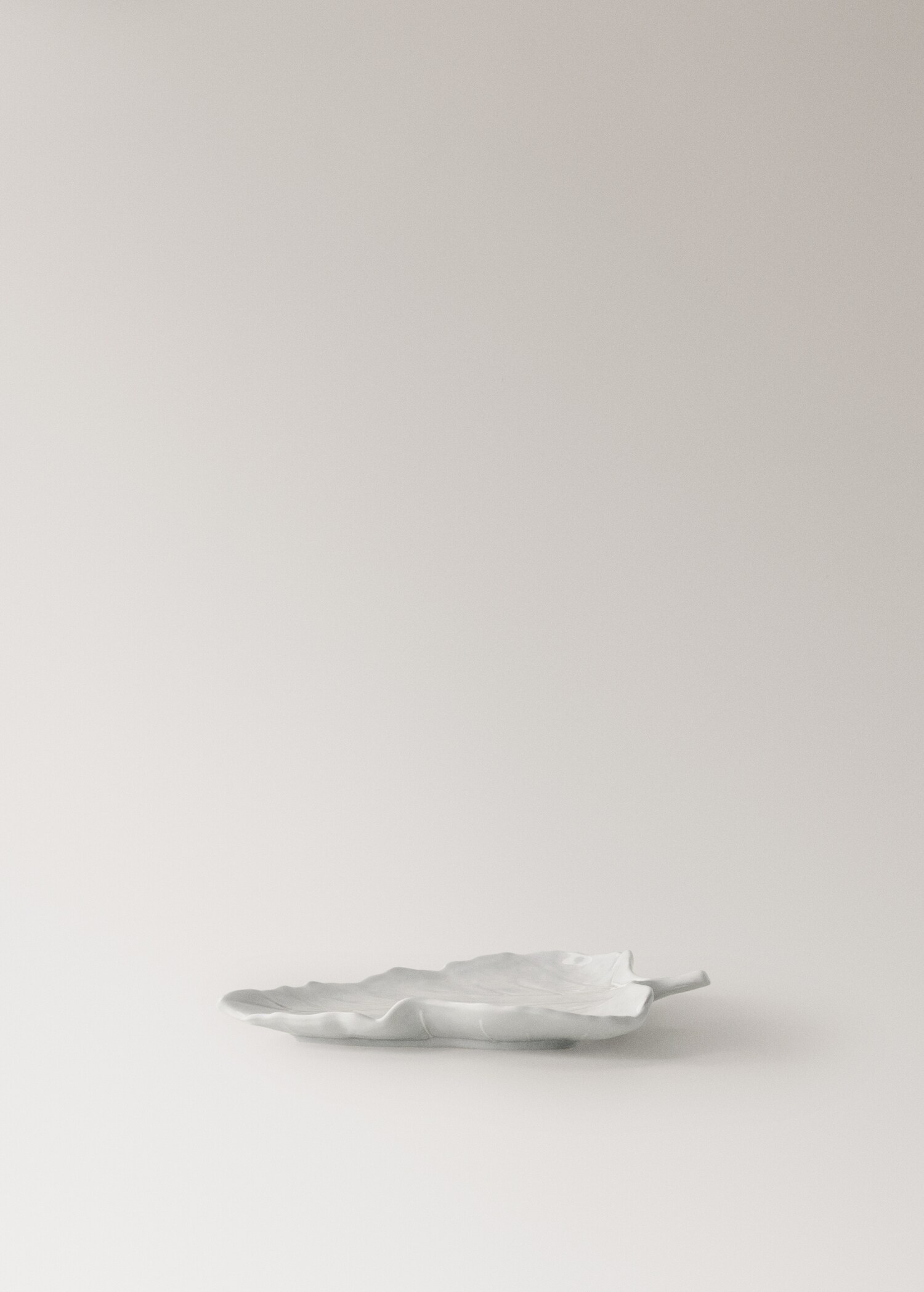 Earthenware fountain leaf design small size - Article without model