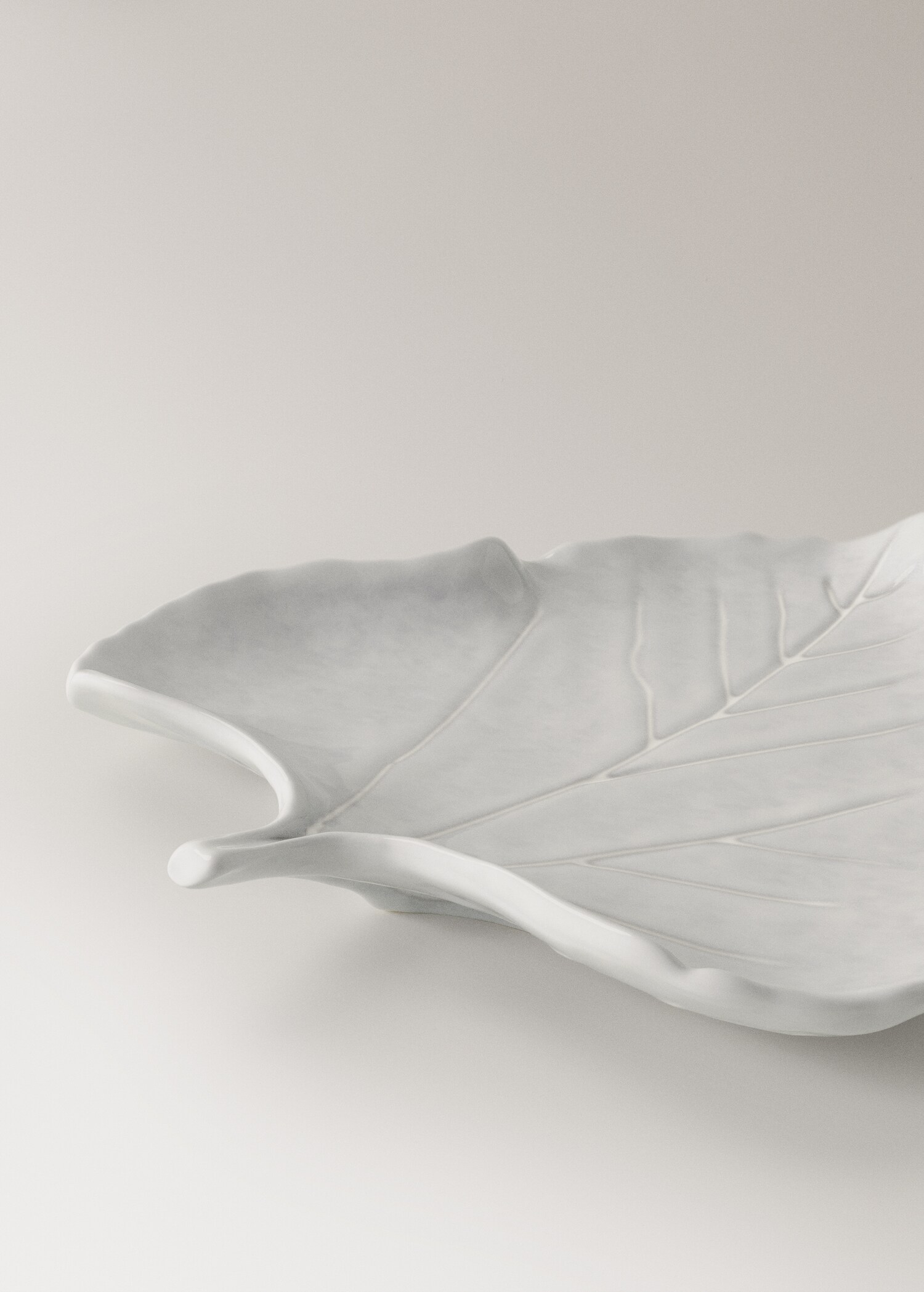 Earthenware fountain leaf design small size - Details of the article 2