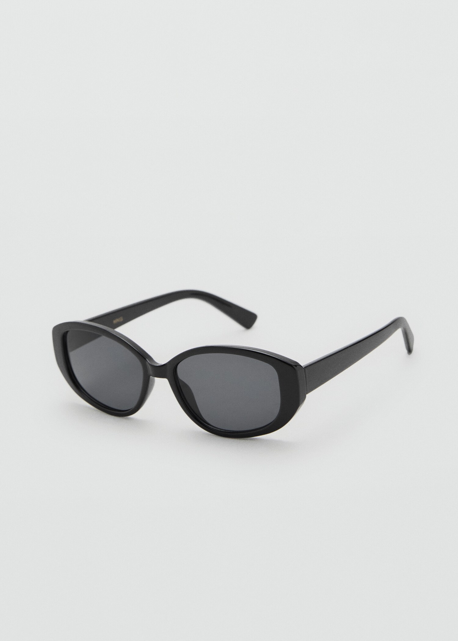 Lunettes de soleil monture plastique - Plan moyen