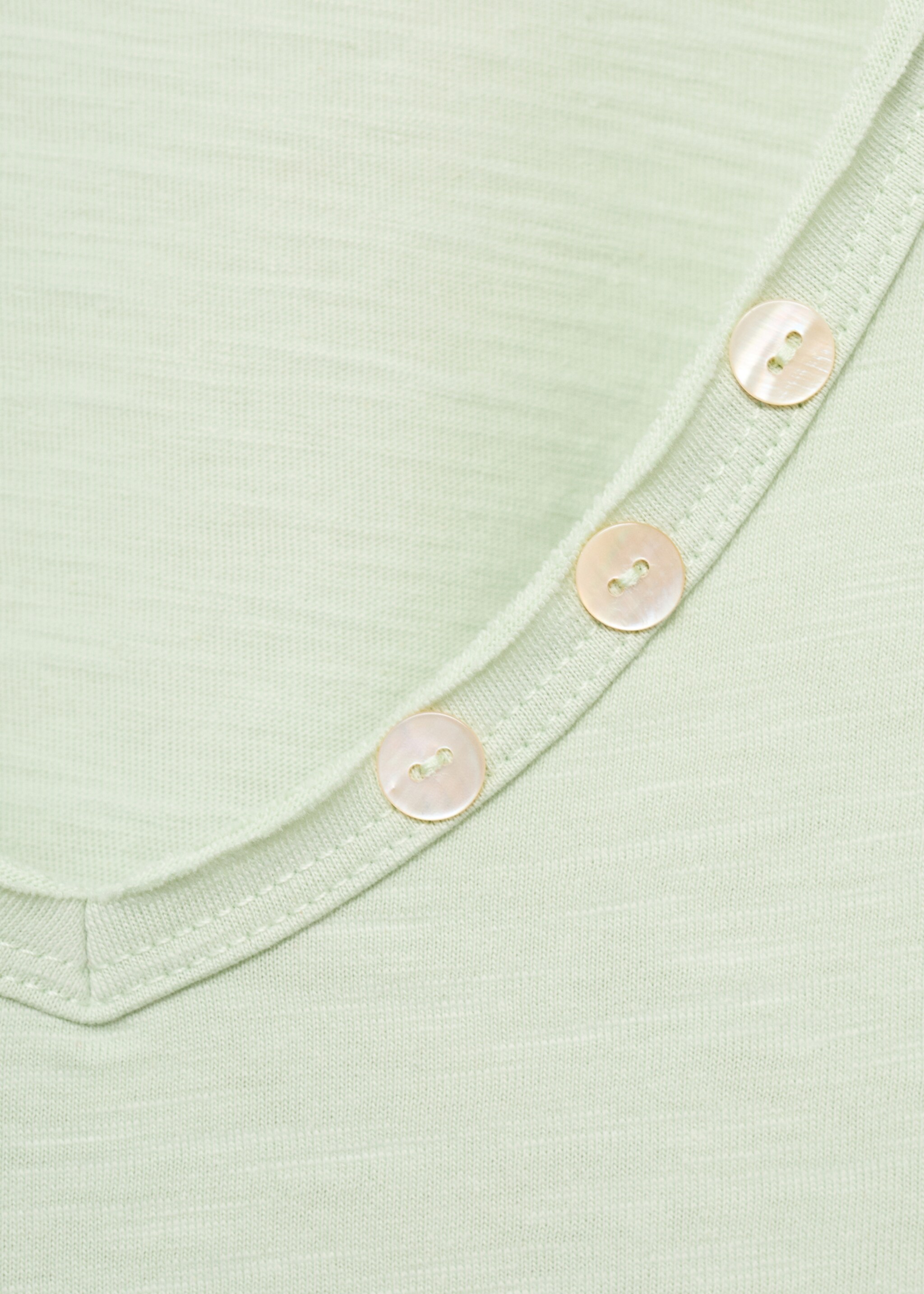 T-shirt détail de bouton en nacre - Détail de l'article 8