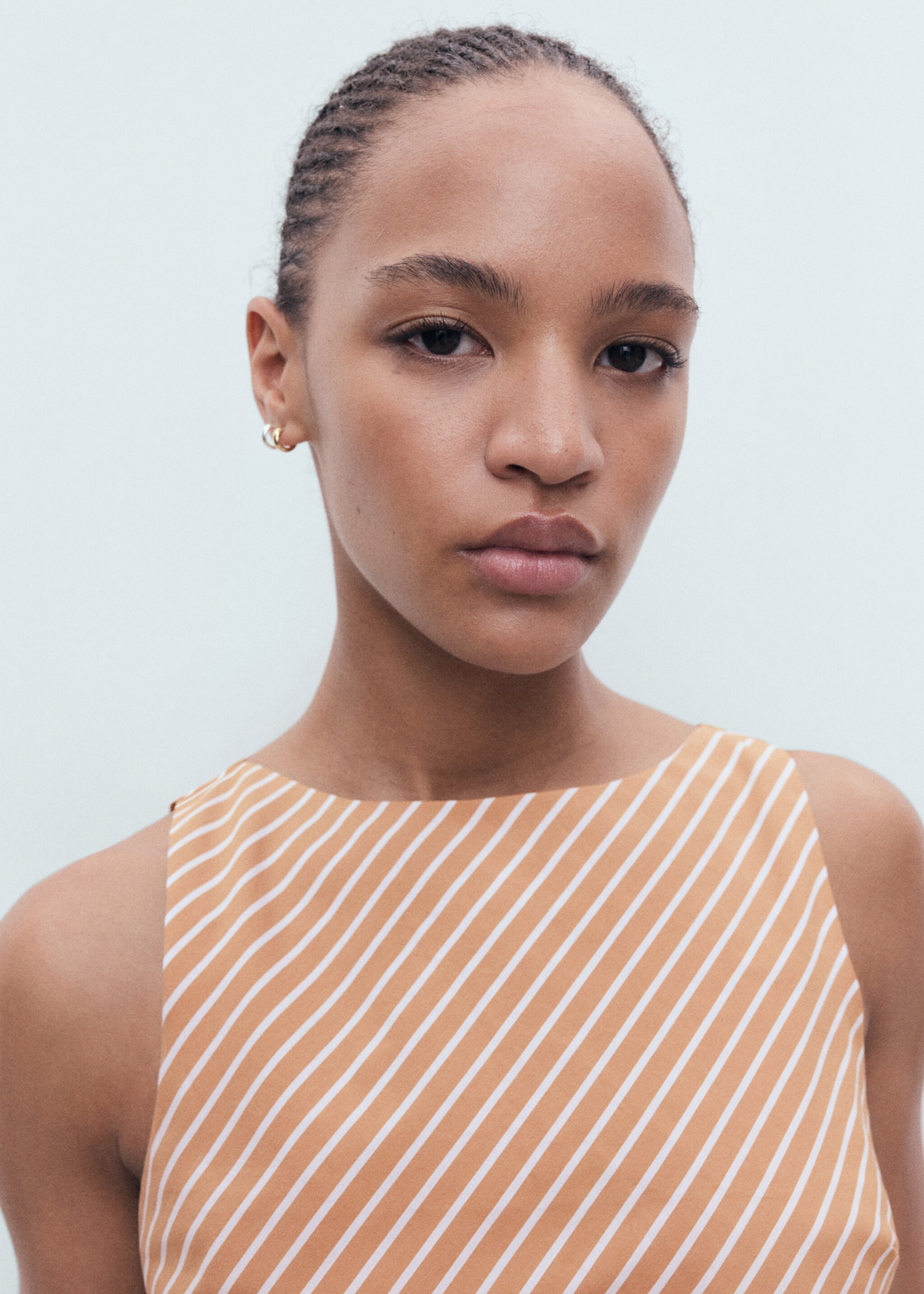 Asymmetrical striped cotton top - Details of the article 1