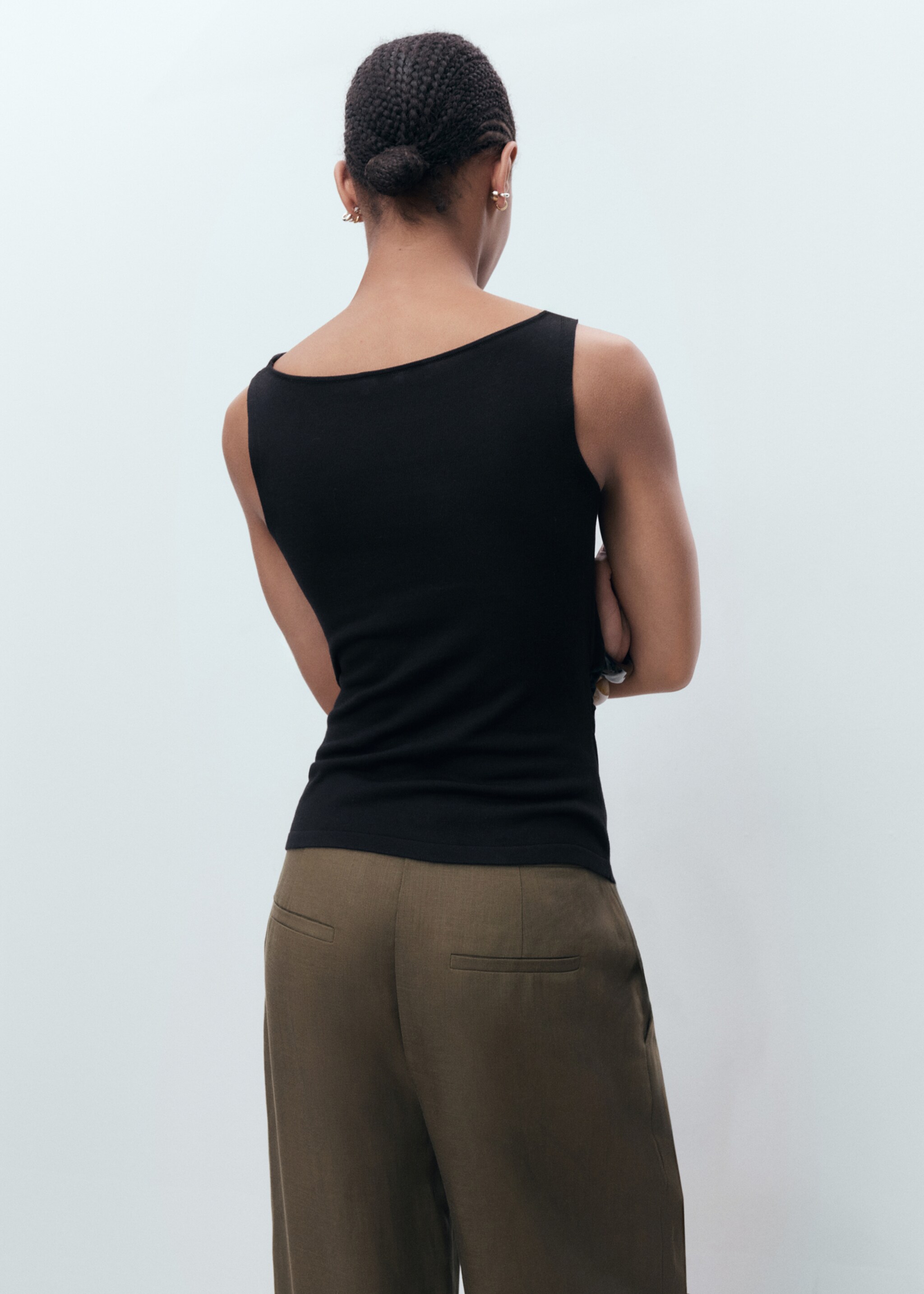 Draped knit top - Reverse of the article