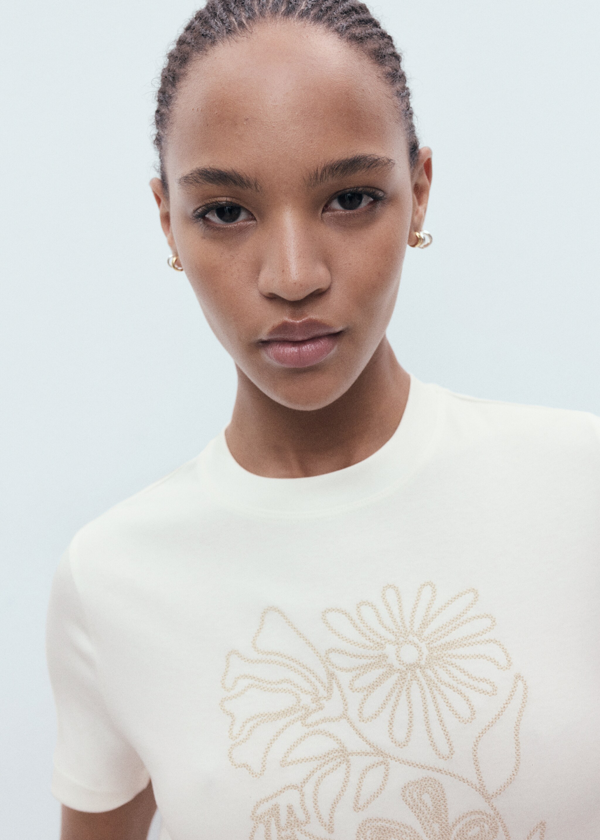 Floral embroidered cotton t-shirt - Details of the article 1