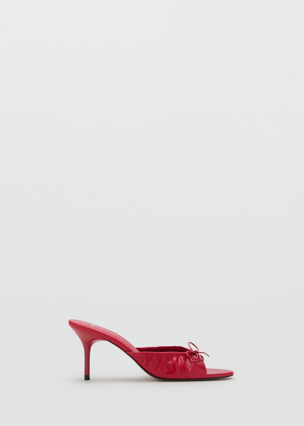 Bow heel sandals
