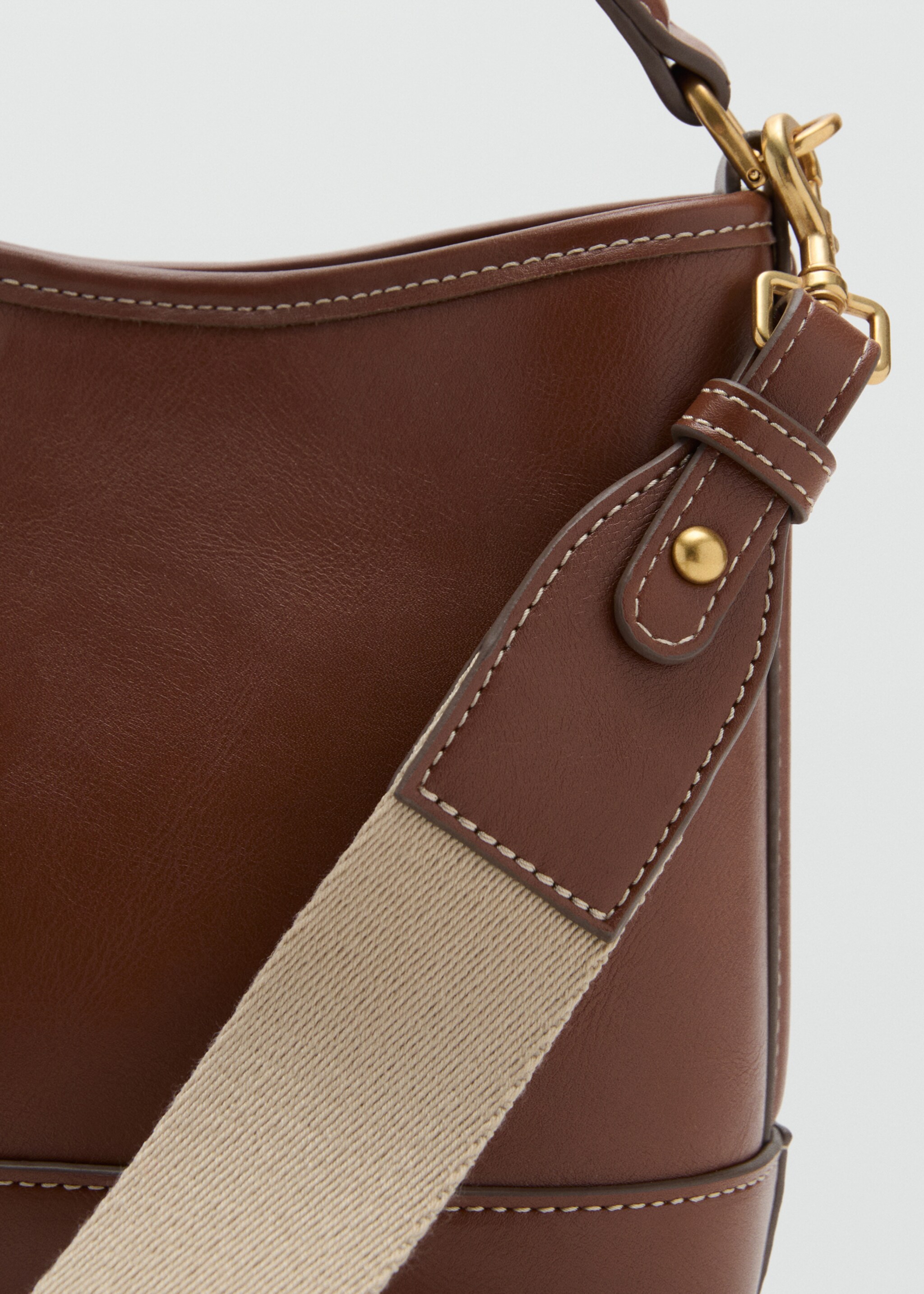 Bolso bucket tamaño pequeño - Detalle del artículo 1