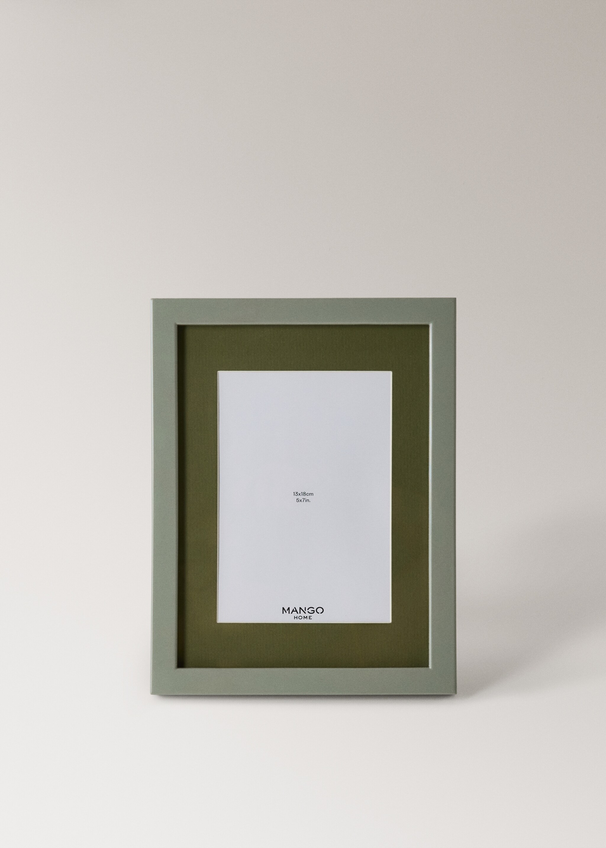 Large coloured lacquered frame - Article without model, Green. Ref: 17042928-00.