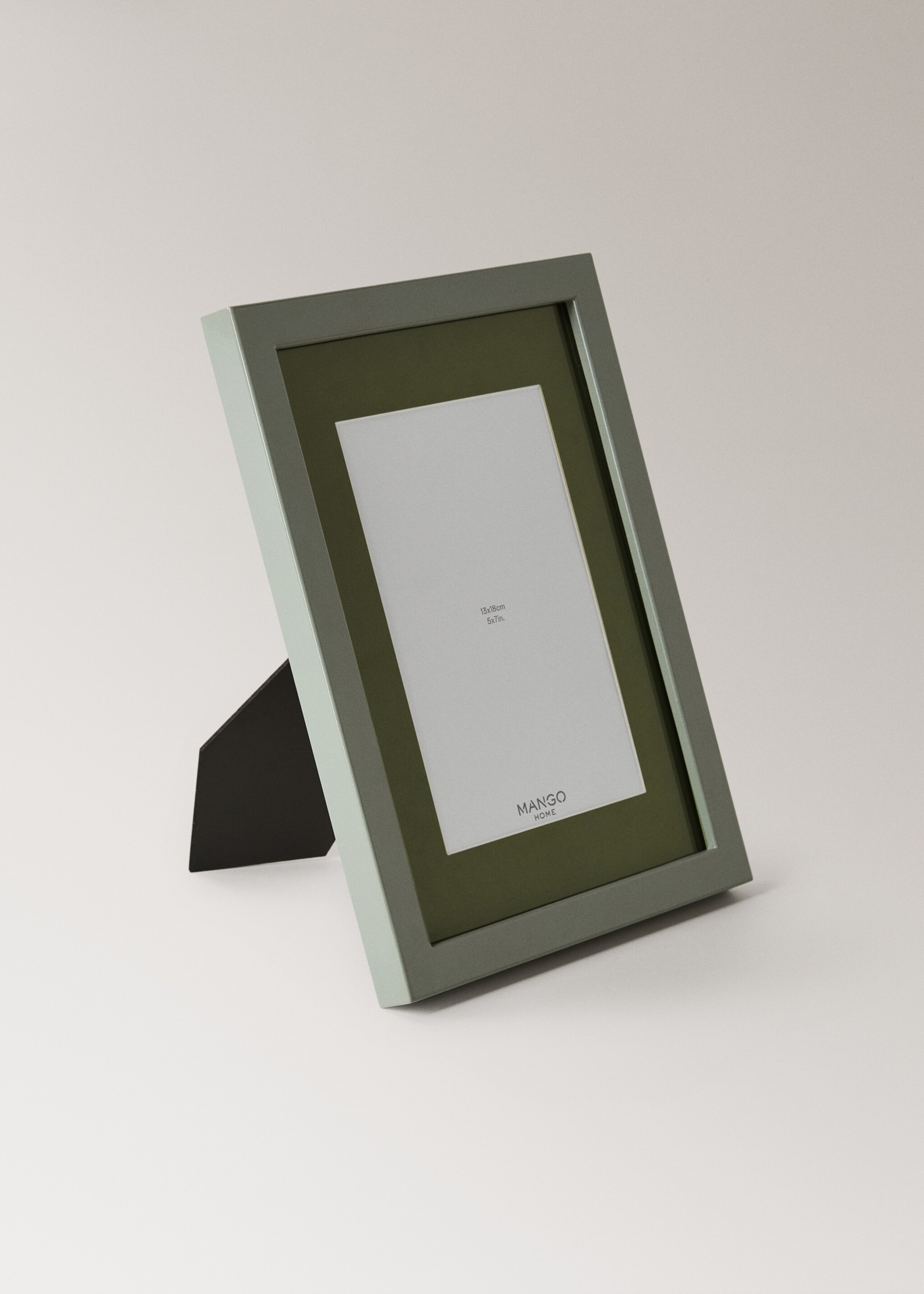 Large coloured lacquered frame - Details of the article 1, Green. Ref: 17042928-00.