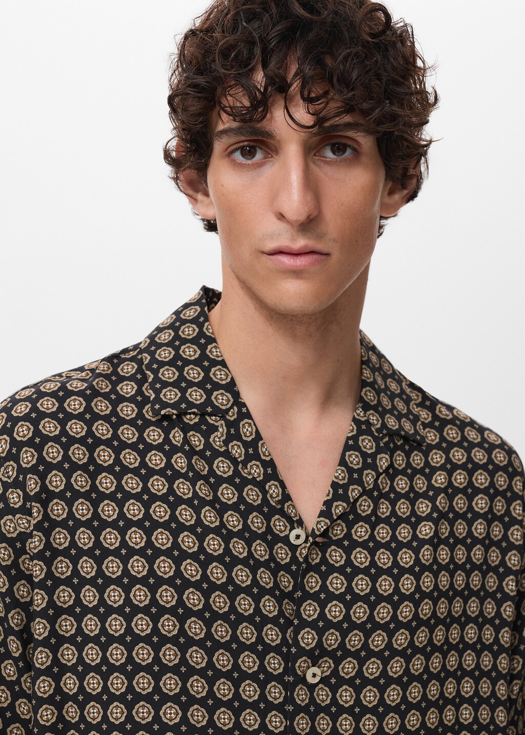 今月のベストセラーでした【 MANGO MAN 】ざっくり網目シャツ Men's shirts 2025 | MANGO USA