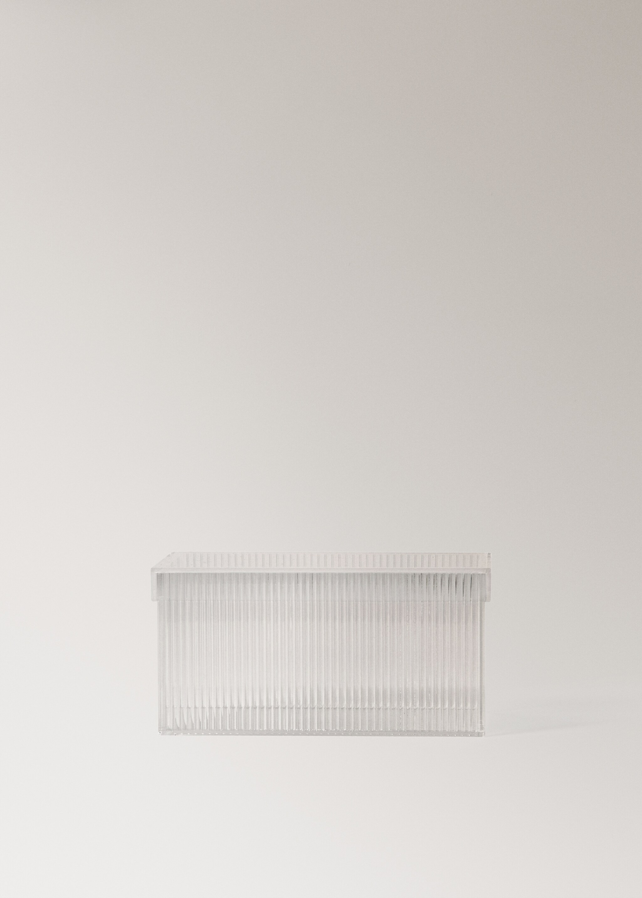 Medium transparent box - Article without model, Black. Ref: 17043312-00.