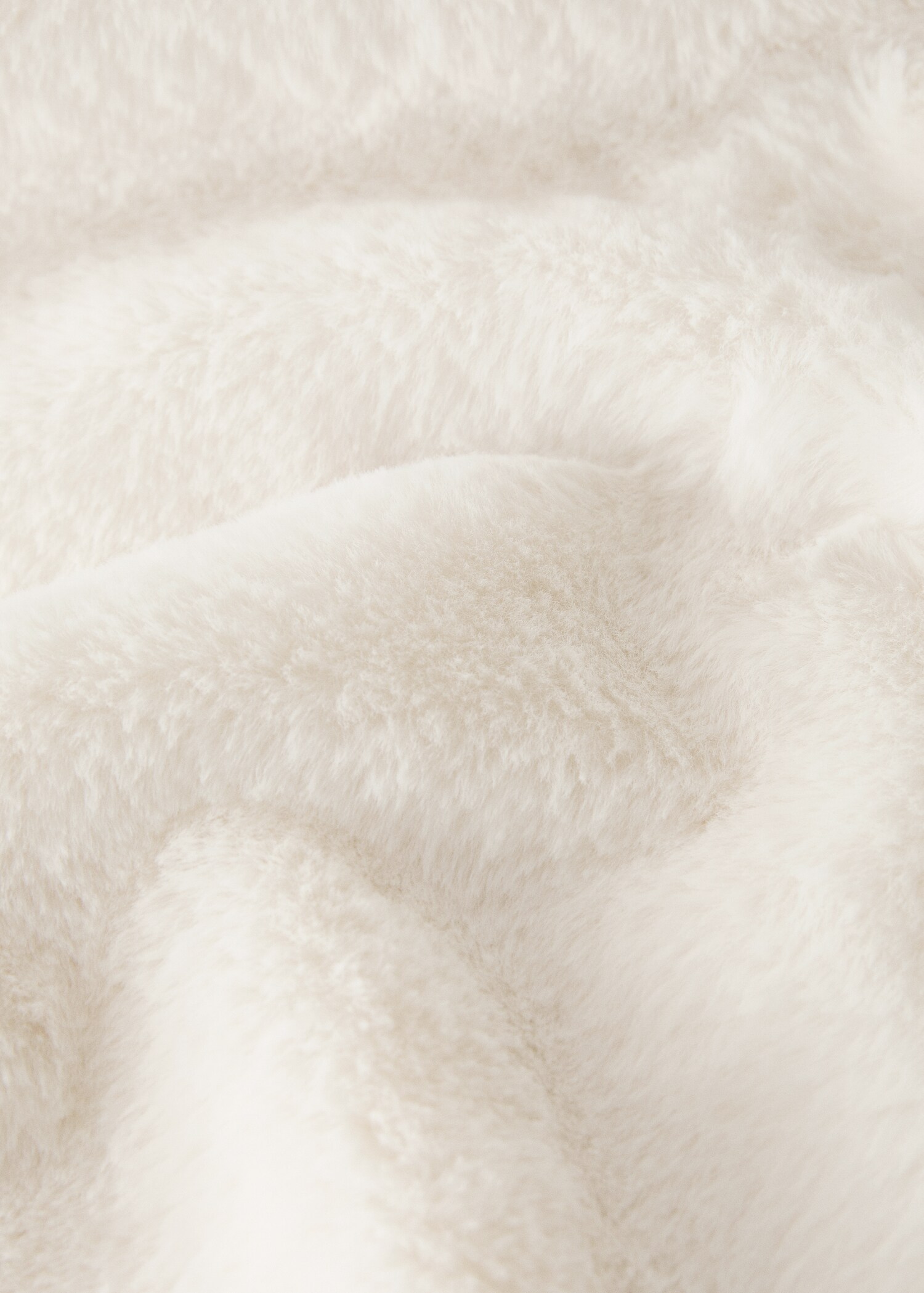 Large double-faced fur-effect blanket - Details of the article 1