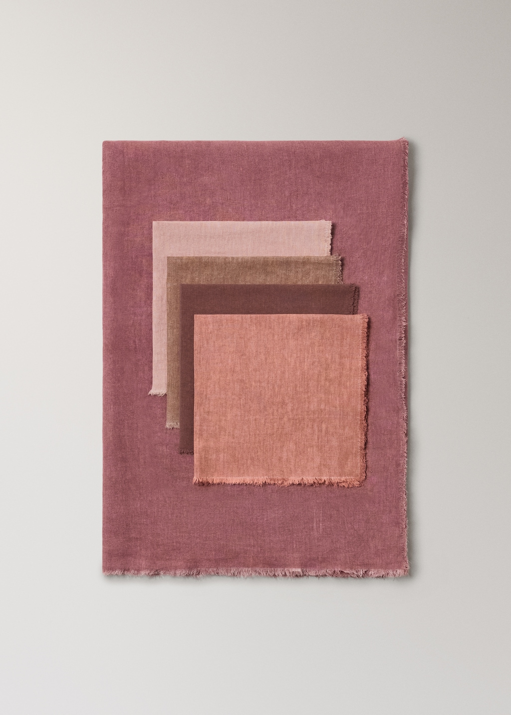 Linen tablecloth with frayed edge for 6-8 diners