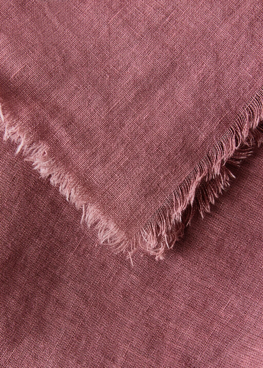 Linen tablecloth with frayed edge for 6-8 diners