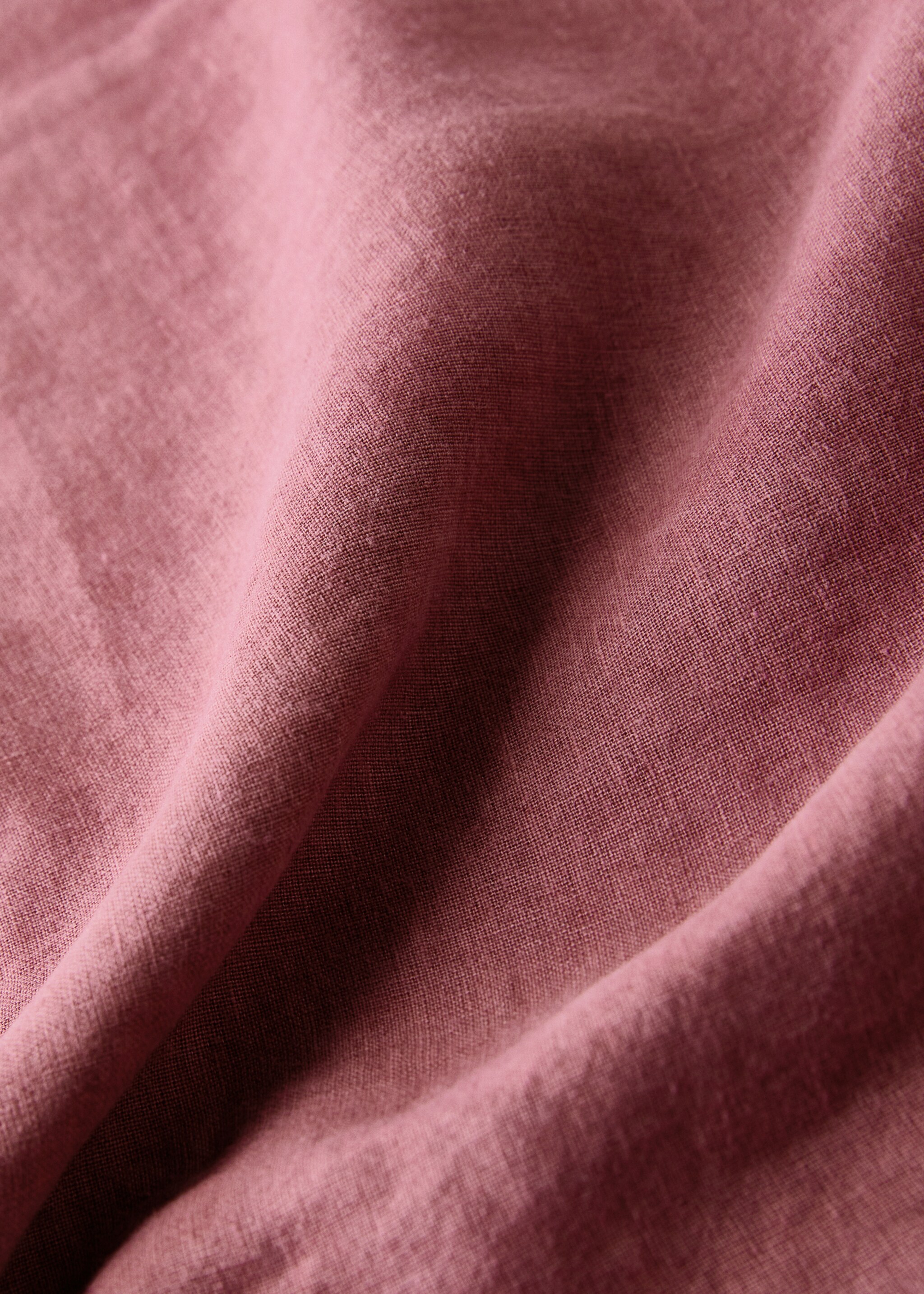Linen tablecloth with frayed edges for 6-8 diners - Details of the article 2, Burnt Orange. Ref: 17043323-00.
