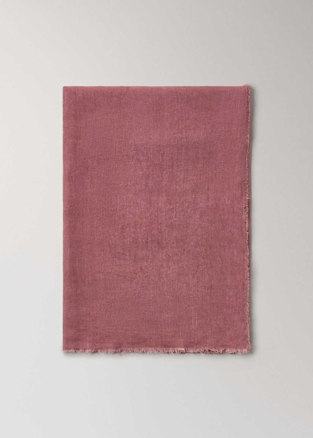 Linen tablecloth with frayed edge for 6-8 diners