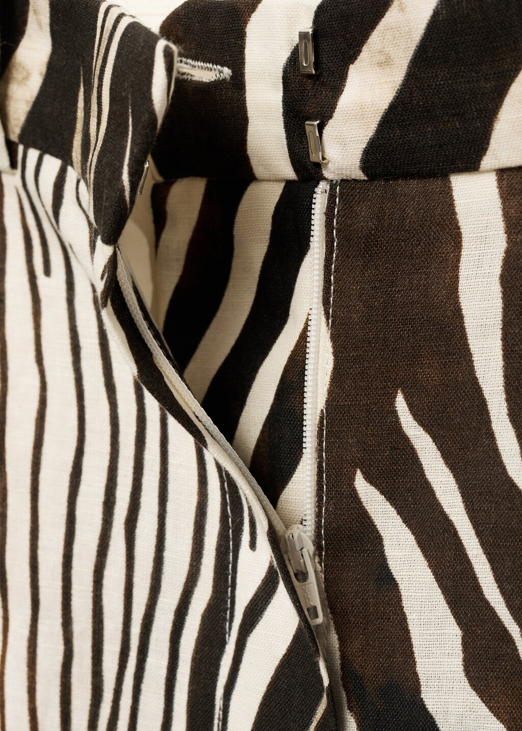 Zebra-print linen pants
