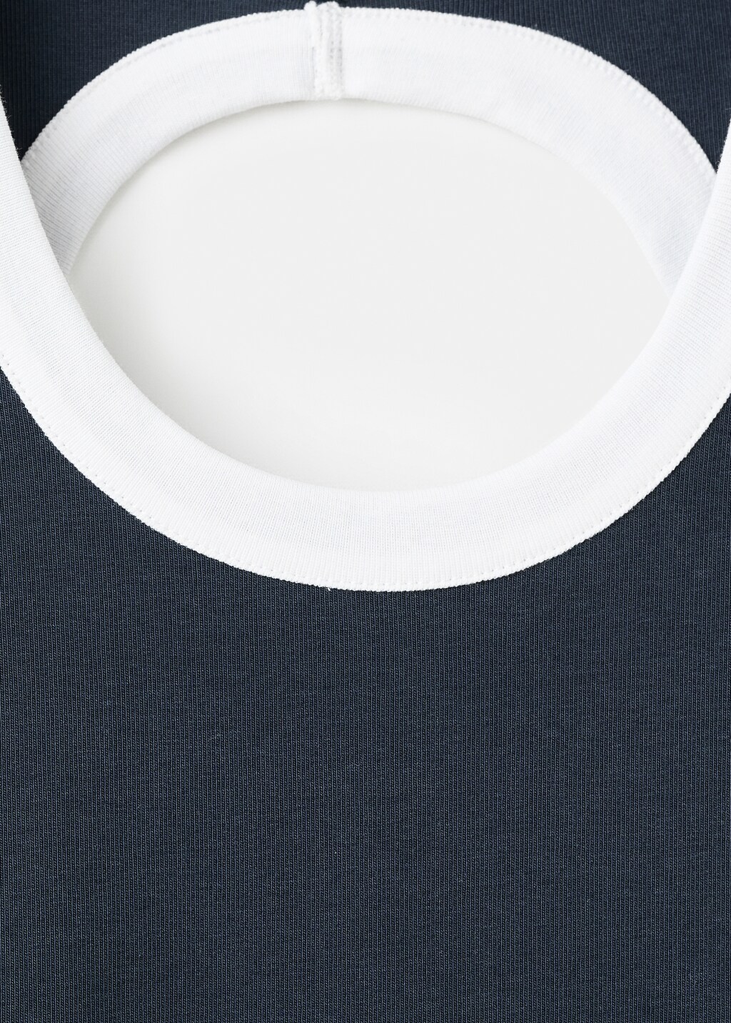Contrasting collar cotton t-shirt
