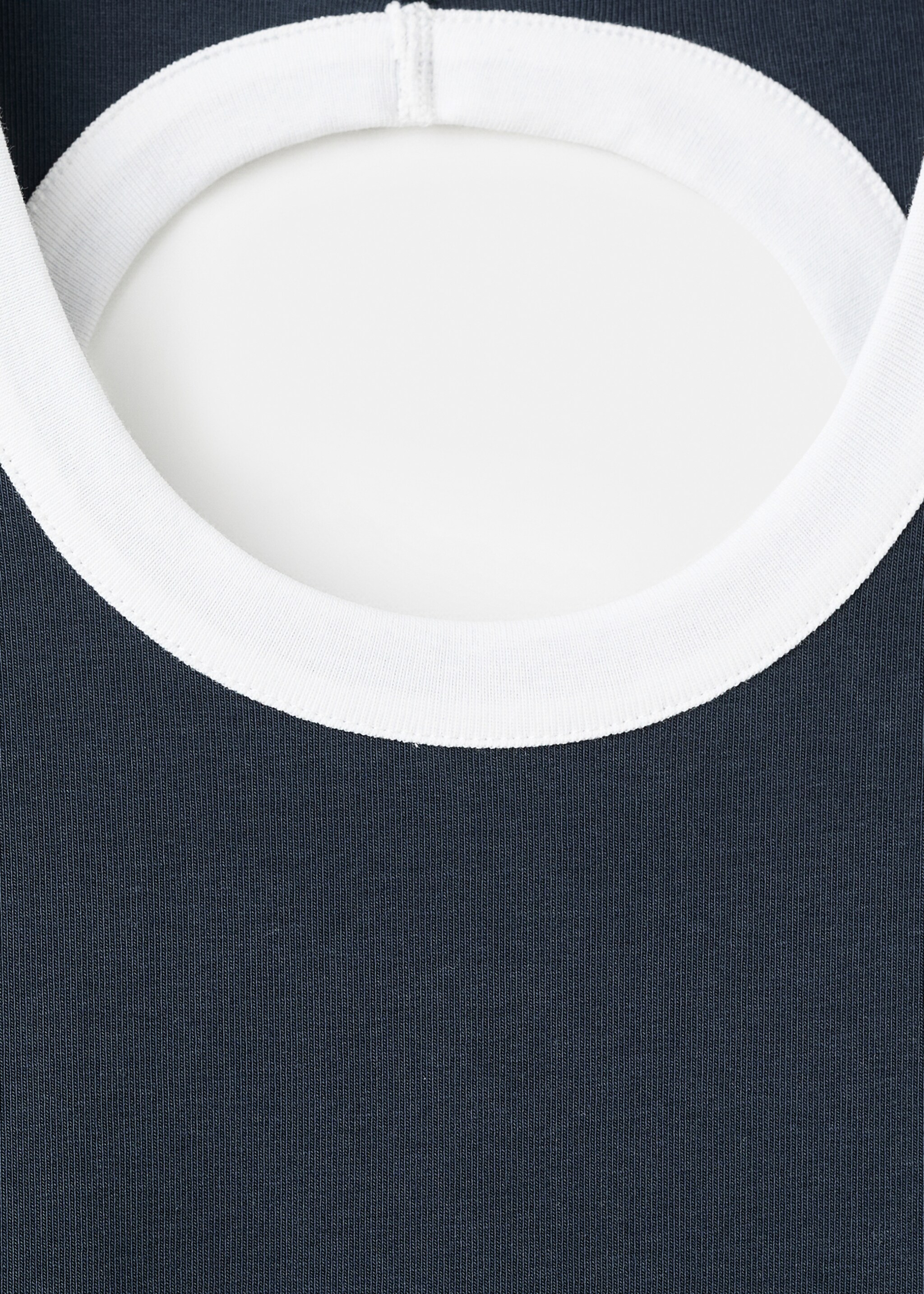 Contrasting collar cotton t-shirt - Details of the article 8, Navy. Ref: 17043335-00.