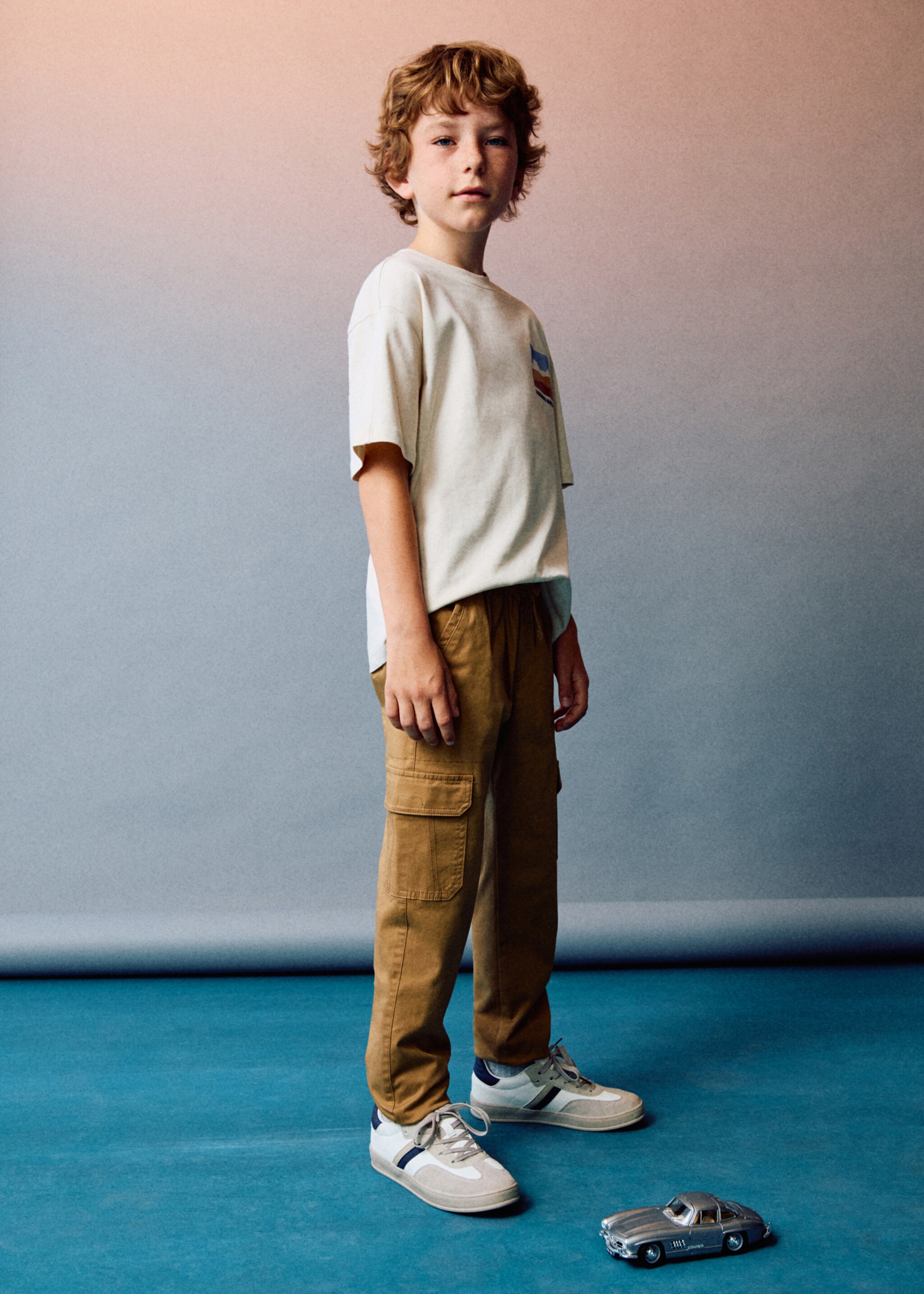 Cotton cargo trousers - Details of the article 5, Medium Brown. Ref: 17043793-00.