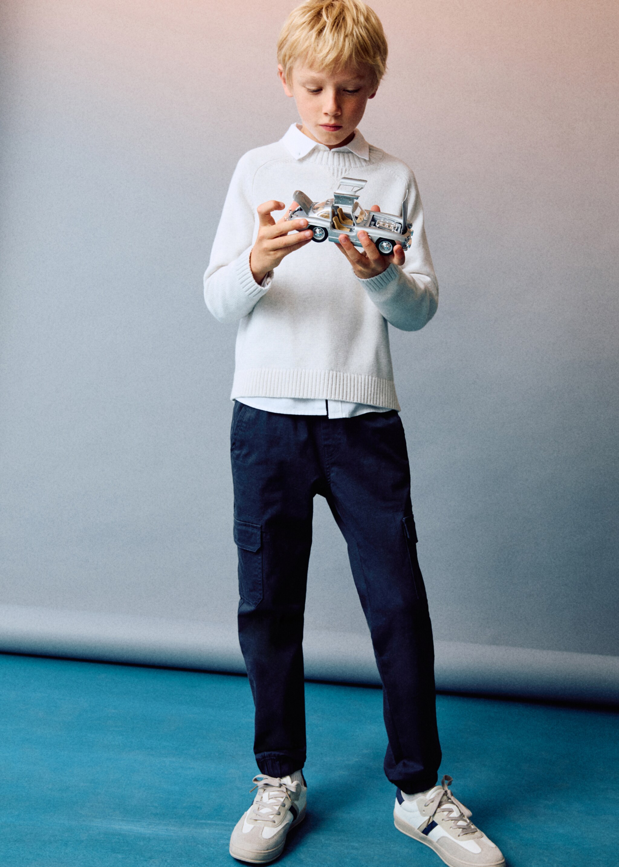 Cotton cargo trousers - Details of the article 6, Navy. Ref: 17043793-00.