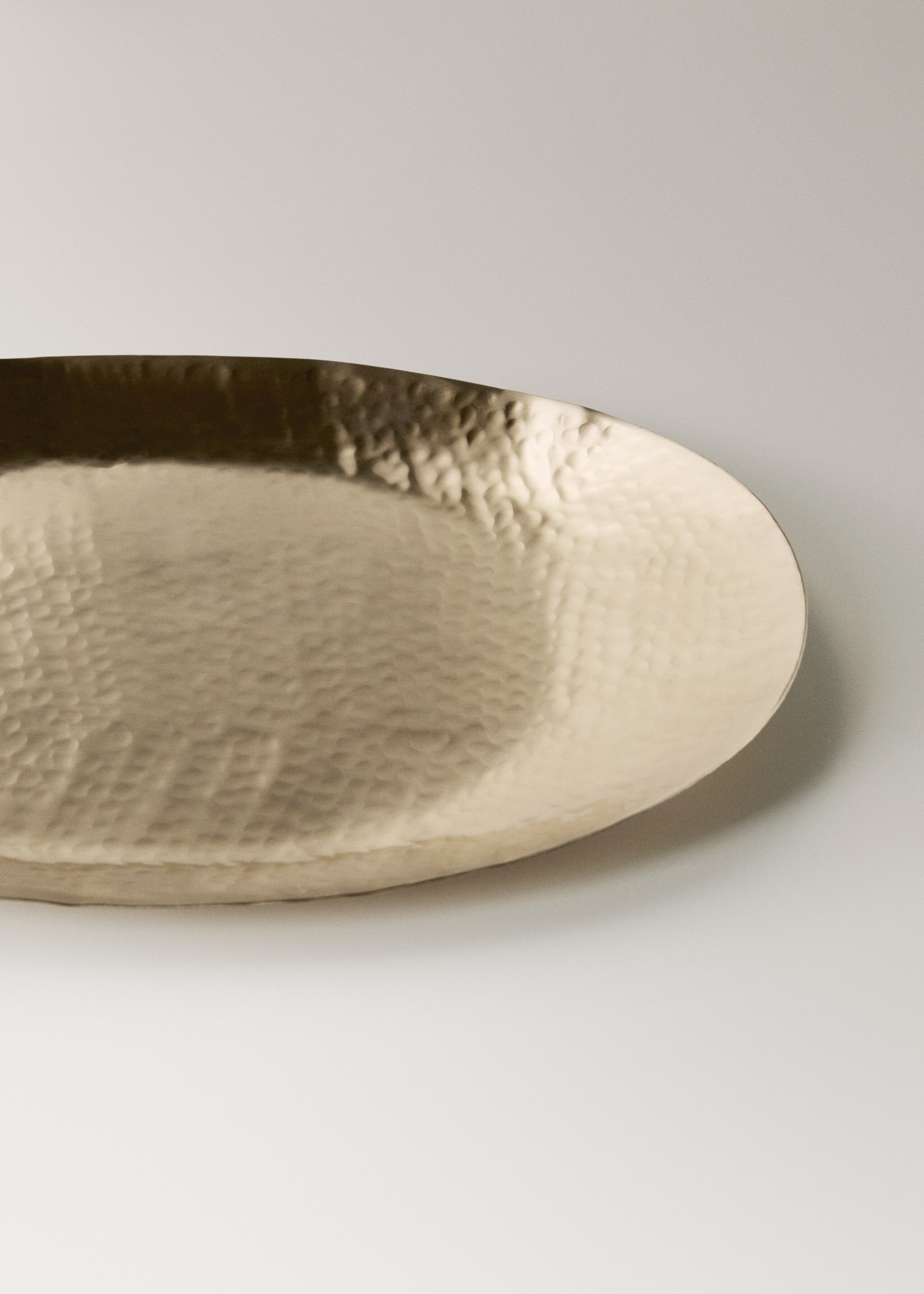 Golden decorative tray large size - Details of the article 1, Gold. Ref: 17043819-00.