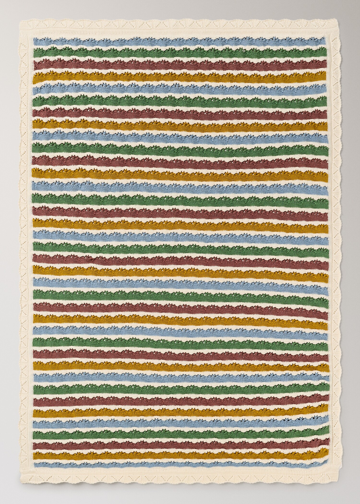 Blanket/plaid aurora - Details of the article 3