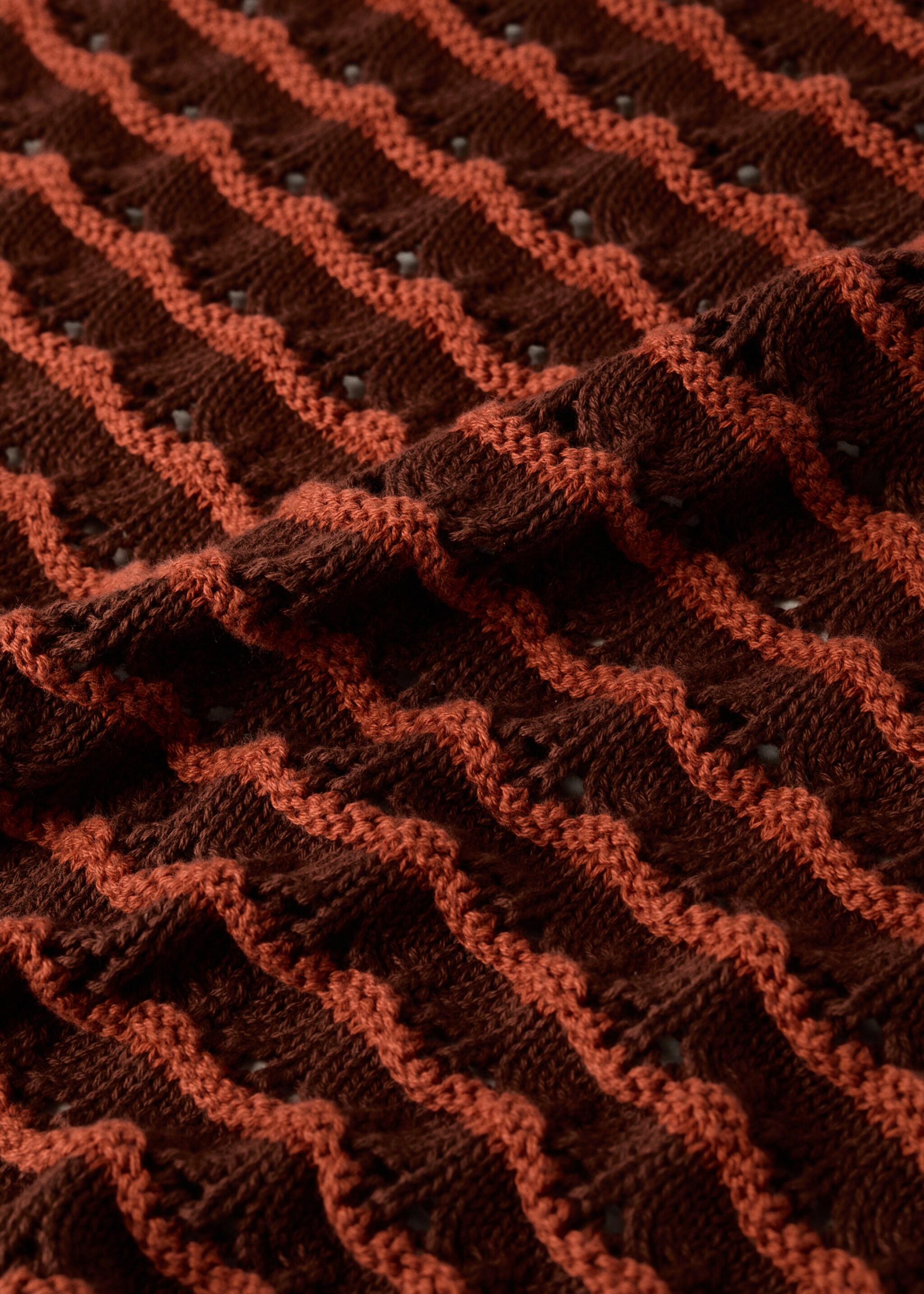 100% cotton striped openwork children's blanket - Details of the article 2, Cherry. Ref: 17043828-00.