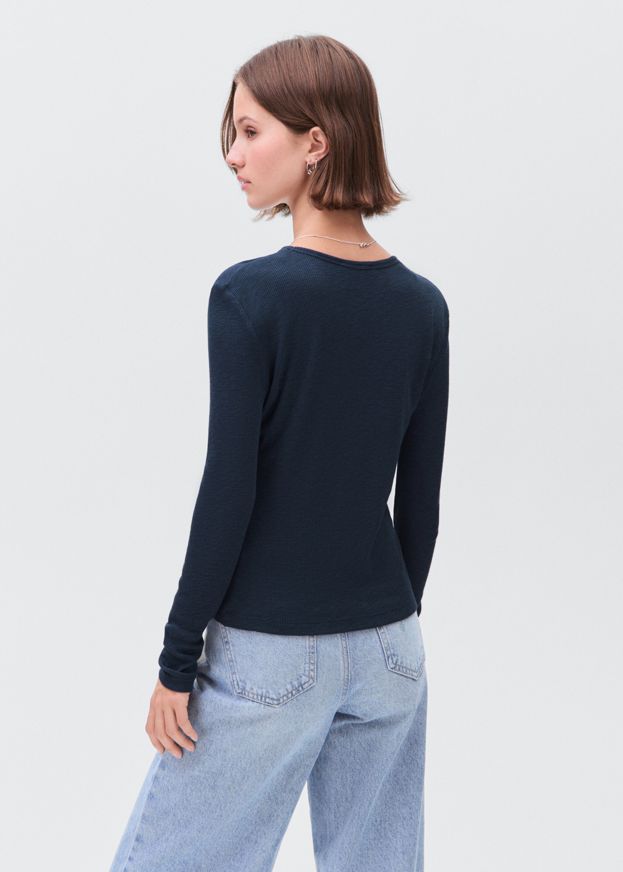 Long-sleeved knitted t-shirt - Medium plane