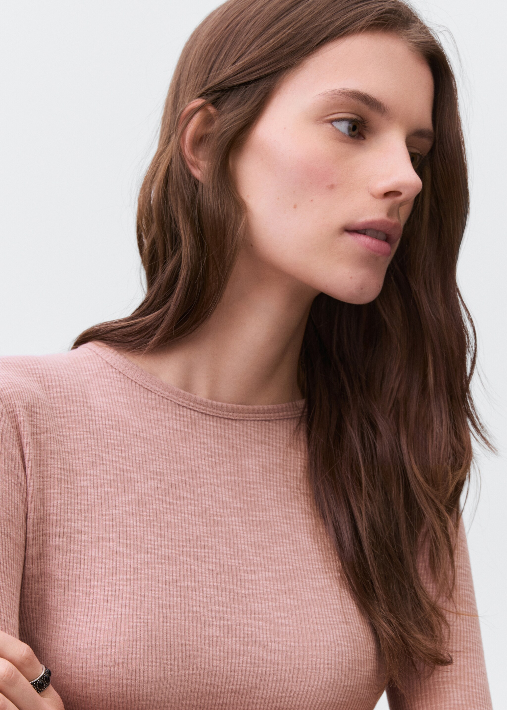 Long-sleeved knitted t-shirt - Details of the article 1