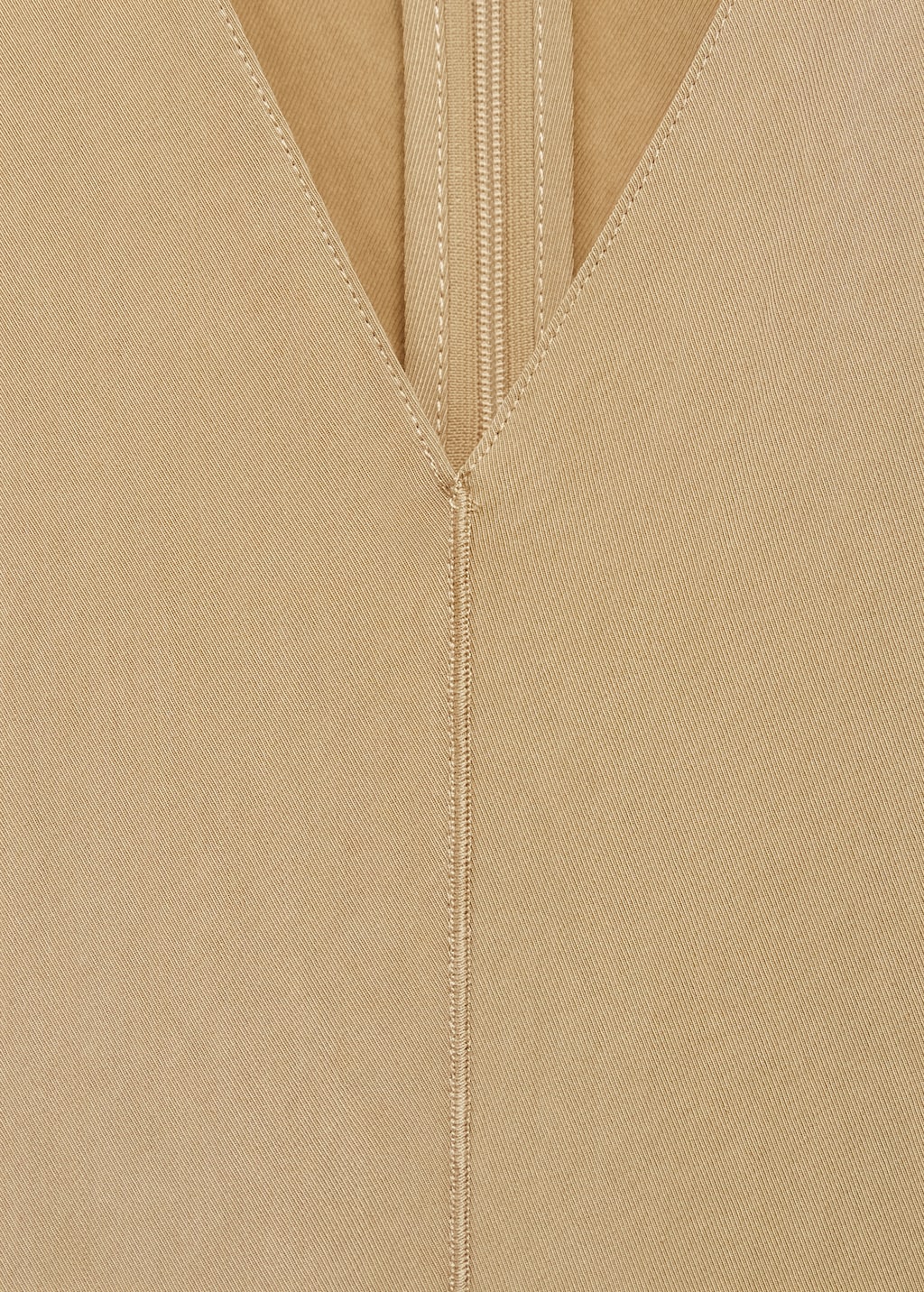 V-neck dress with stitching