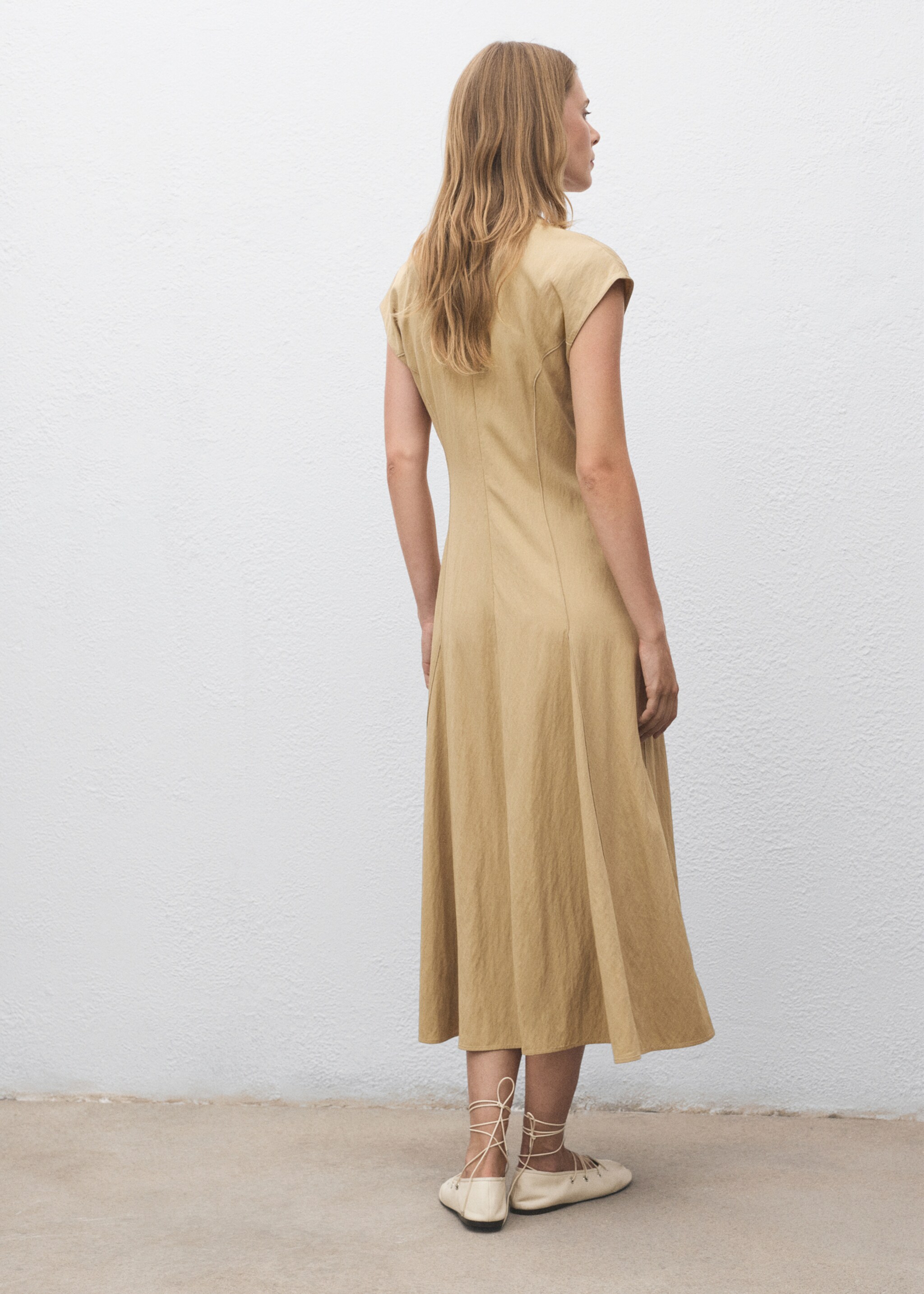 Midi-dress with stitching - Reverse of the article, Light/Pastel Grey. Ref: 17044083-00.