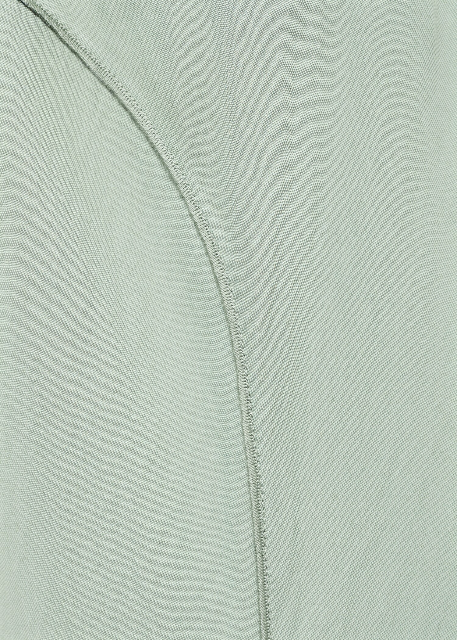 Midi dress with stitching - Details of the article 8