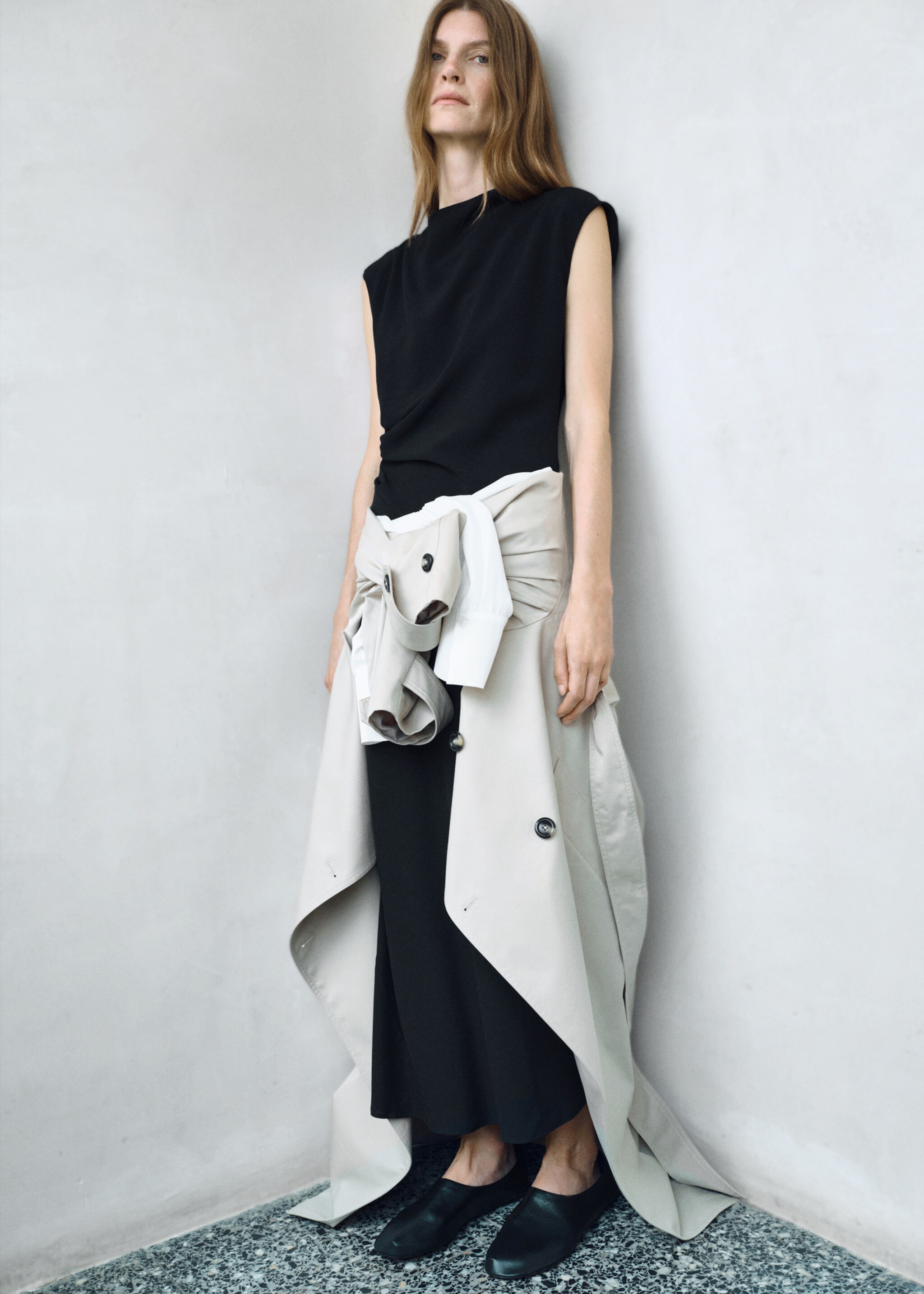 Ruched midi dress - Details of the article 2, Black. Ref: 17044087-00.
