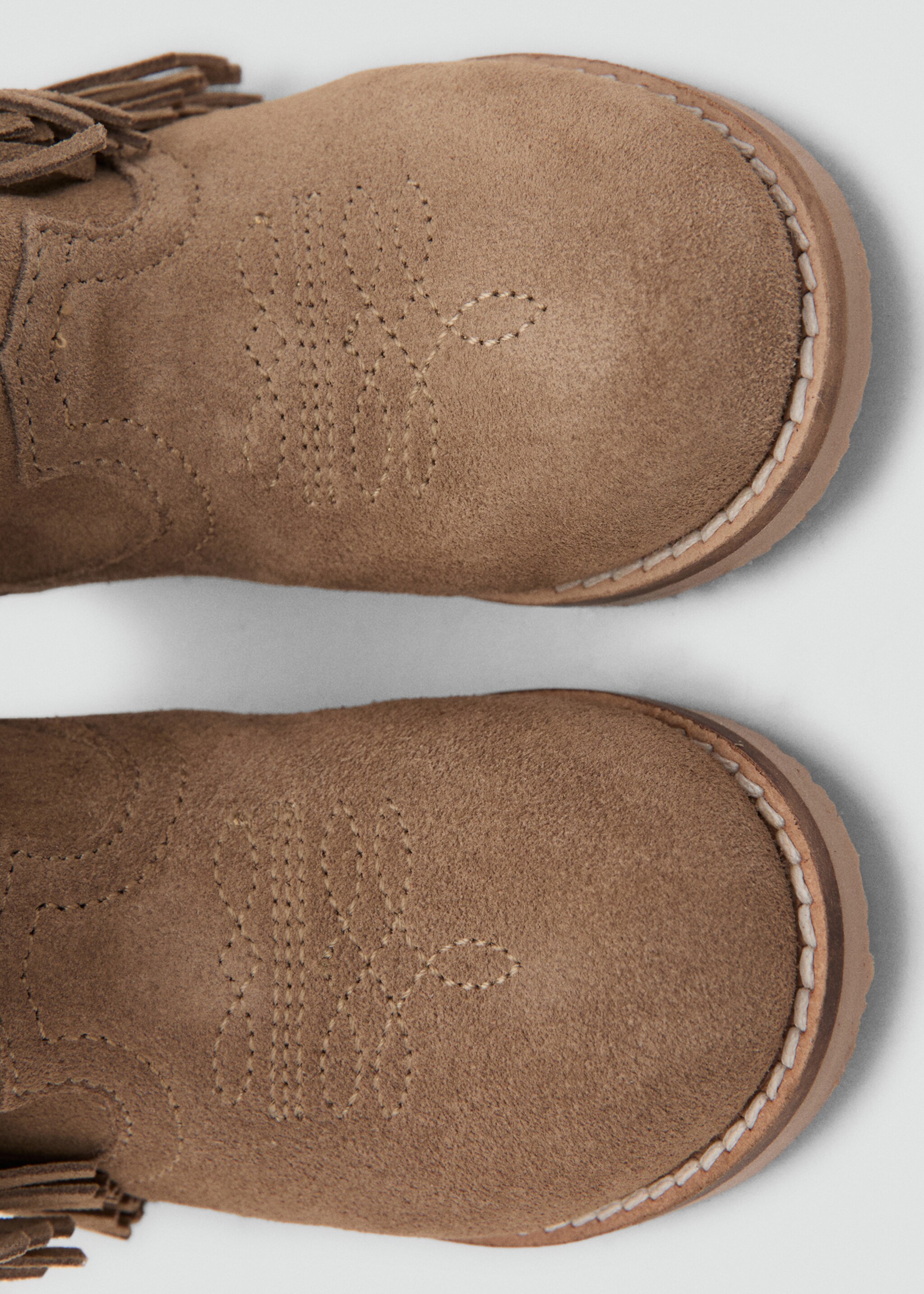 Fringed leather boots - Details of the article 2
